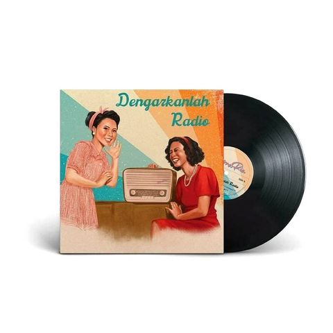 Nona Ria Dengar Radio