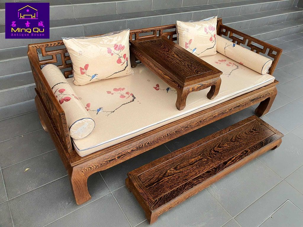 Jichi wood PG lohan bed with hand rest and stepping stool. 鸡翅木 