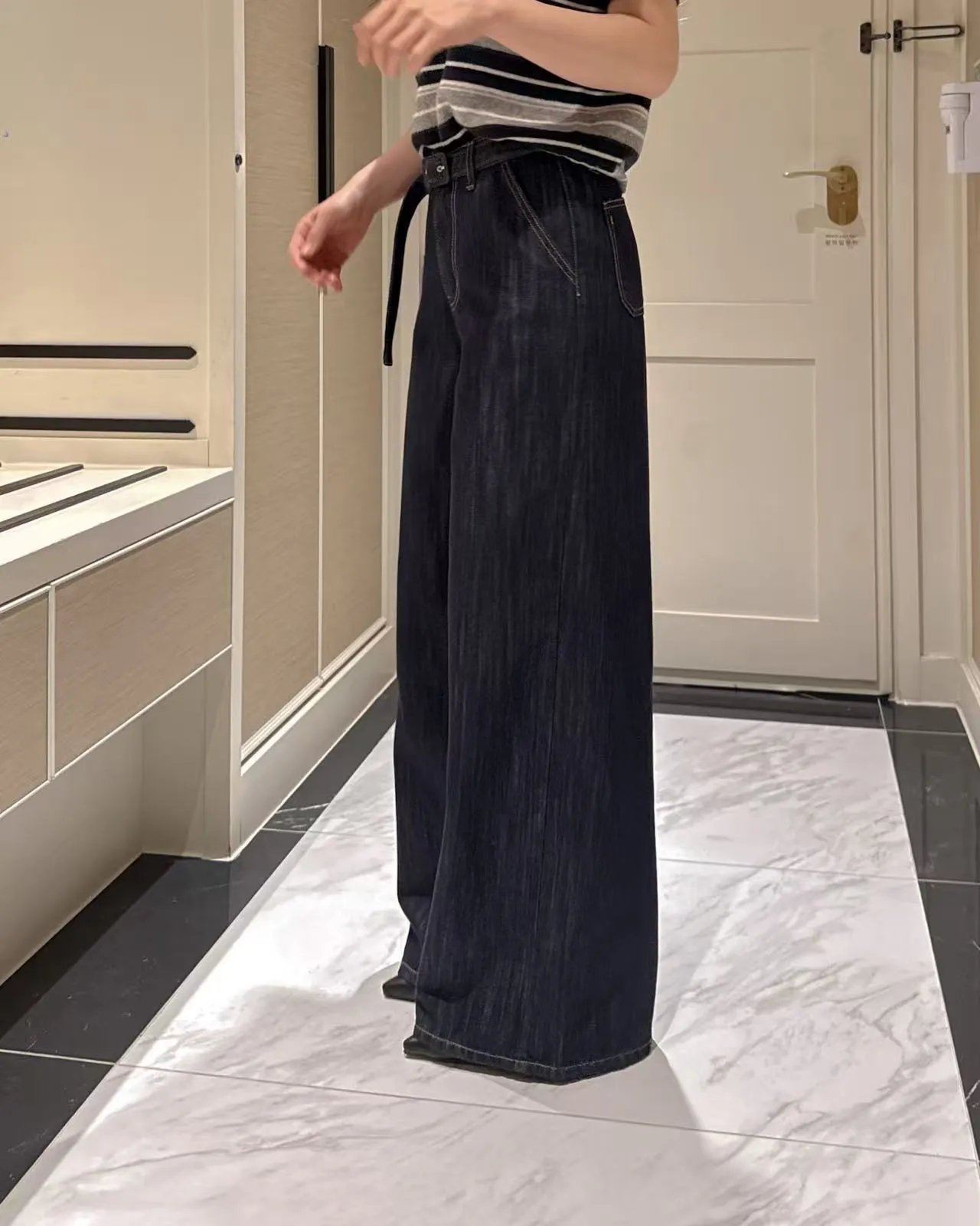 8ab70fba6bb21a90a8f529457a057228