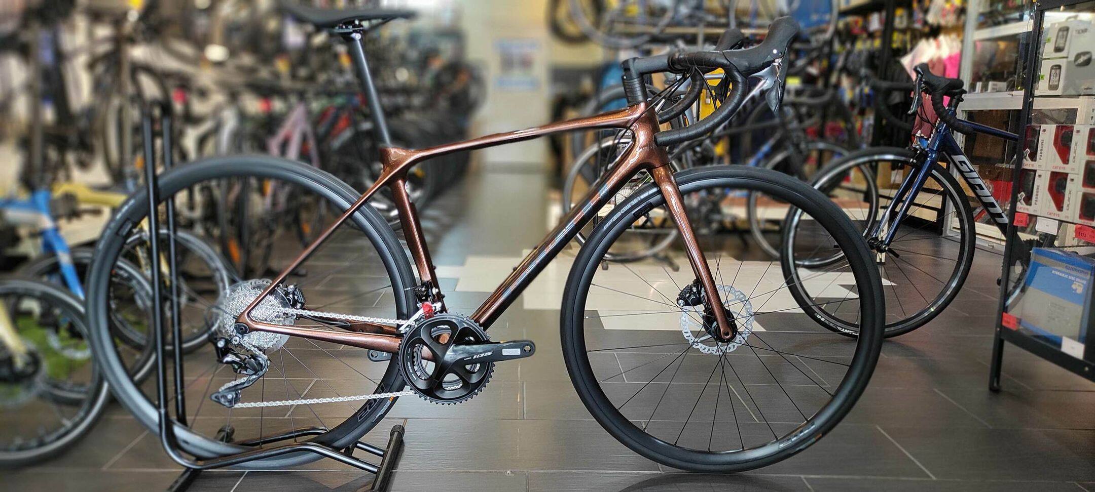 New Giant TCR Advanced Disc 2 KOM Racing Carbon Road Bike Road