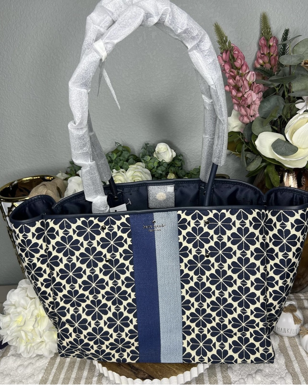 売約4930 外国切手 アメリカ USA ハート 花とLOVEデザイン 田型2種 Kate Spade New York Love Birds Heart Tote - Red Shoulder