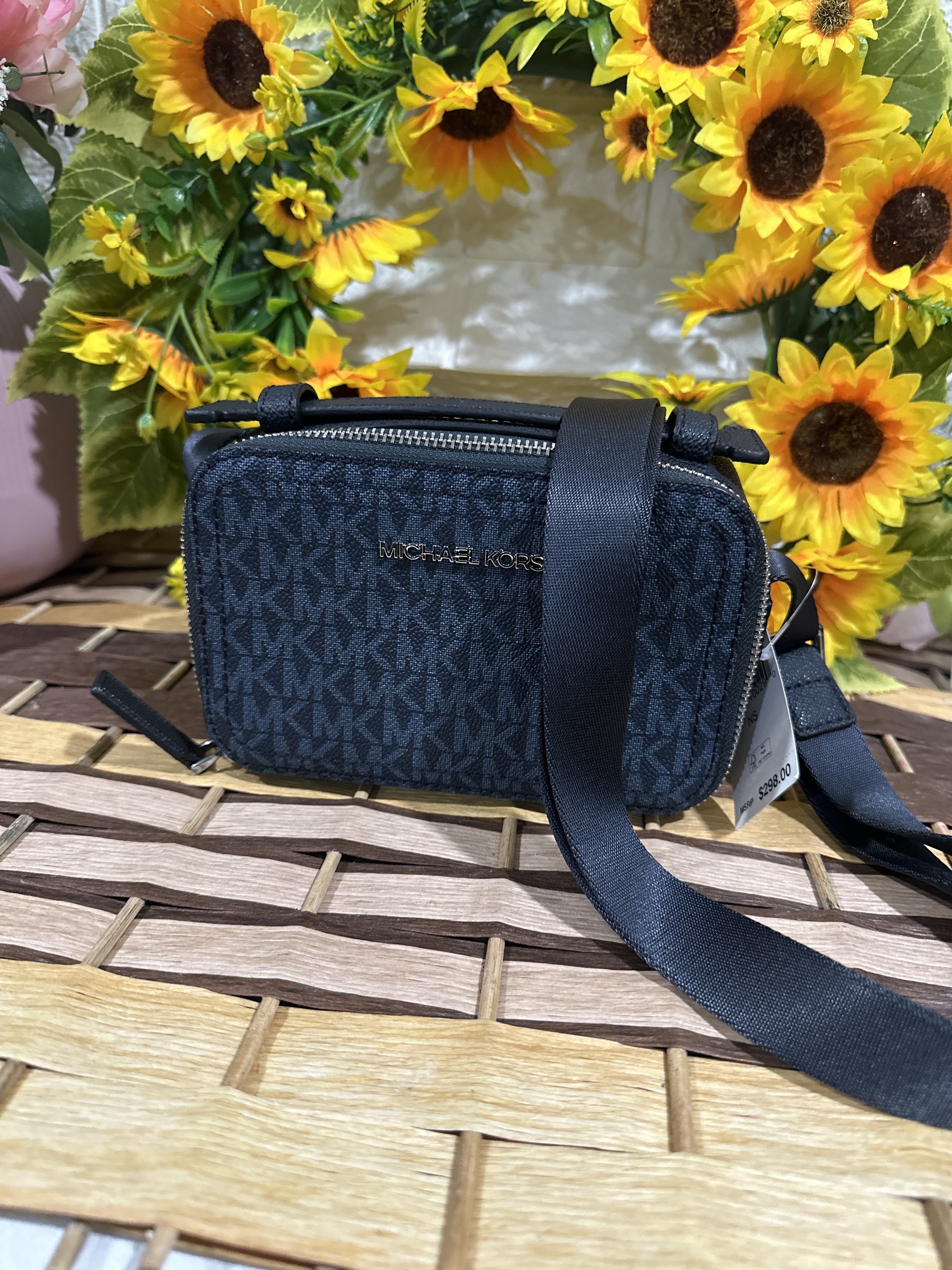 MICHAEL KORS COOPER MICRO MAP BAG – USA With Love MICHAEL KORS COOPER MICRO MAP BAG – USA With Love