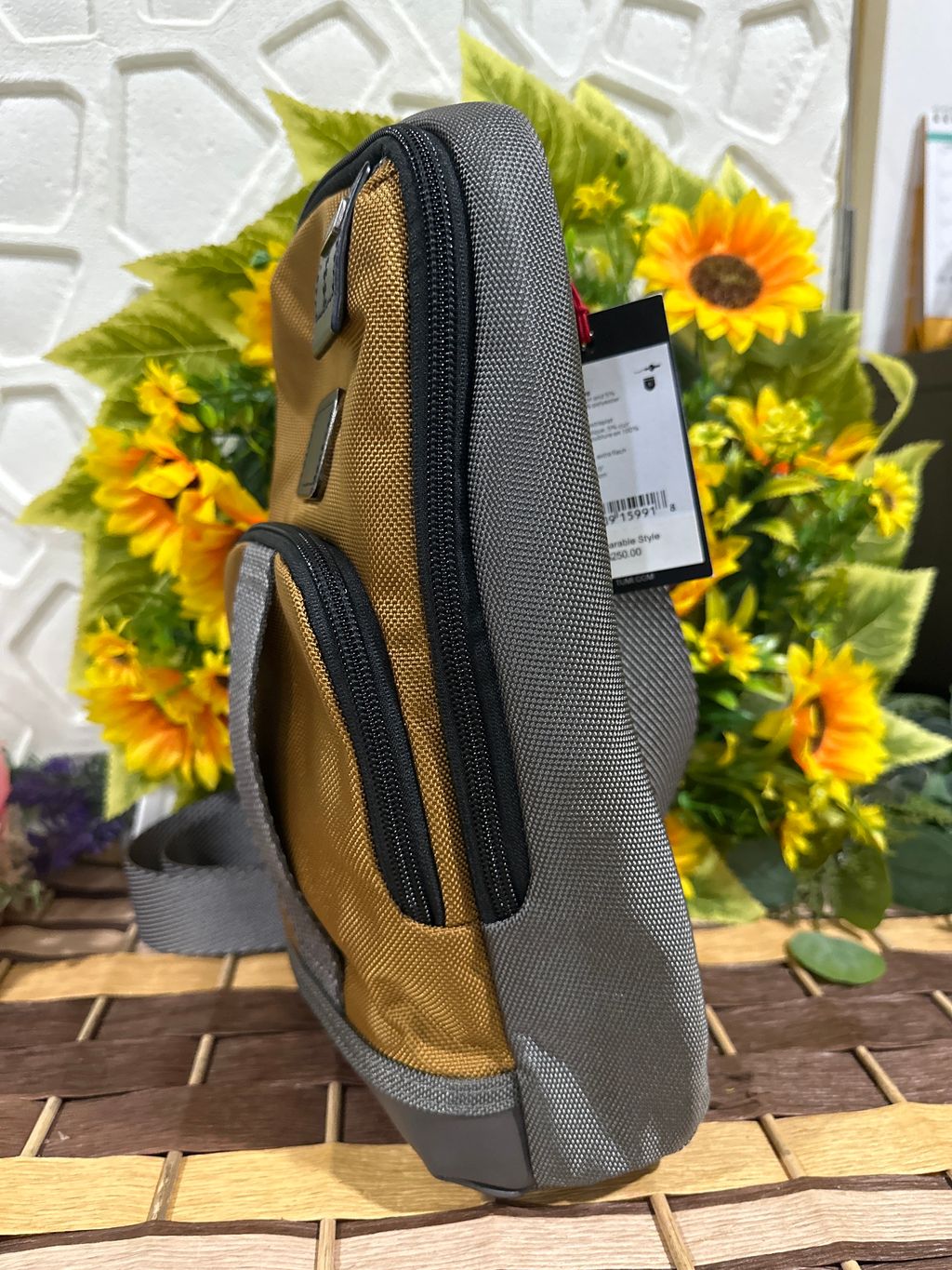 TUMI FIFE SLIM SLING BAG – USA With Love TUMI FIFE SLIM SLING BAG – USA With Love