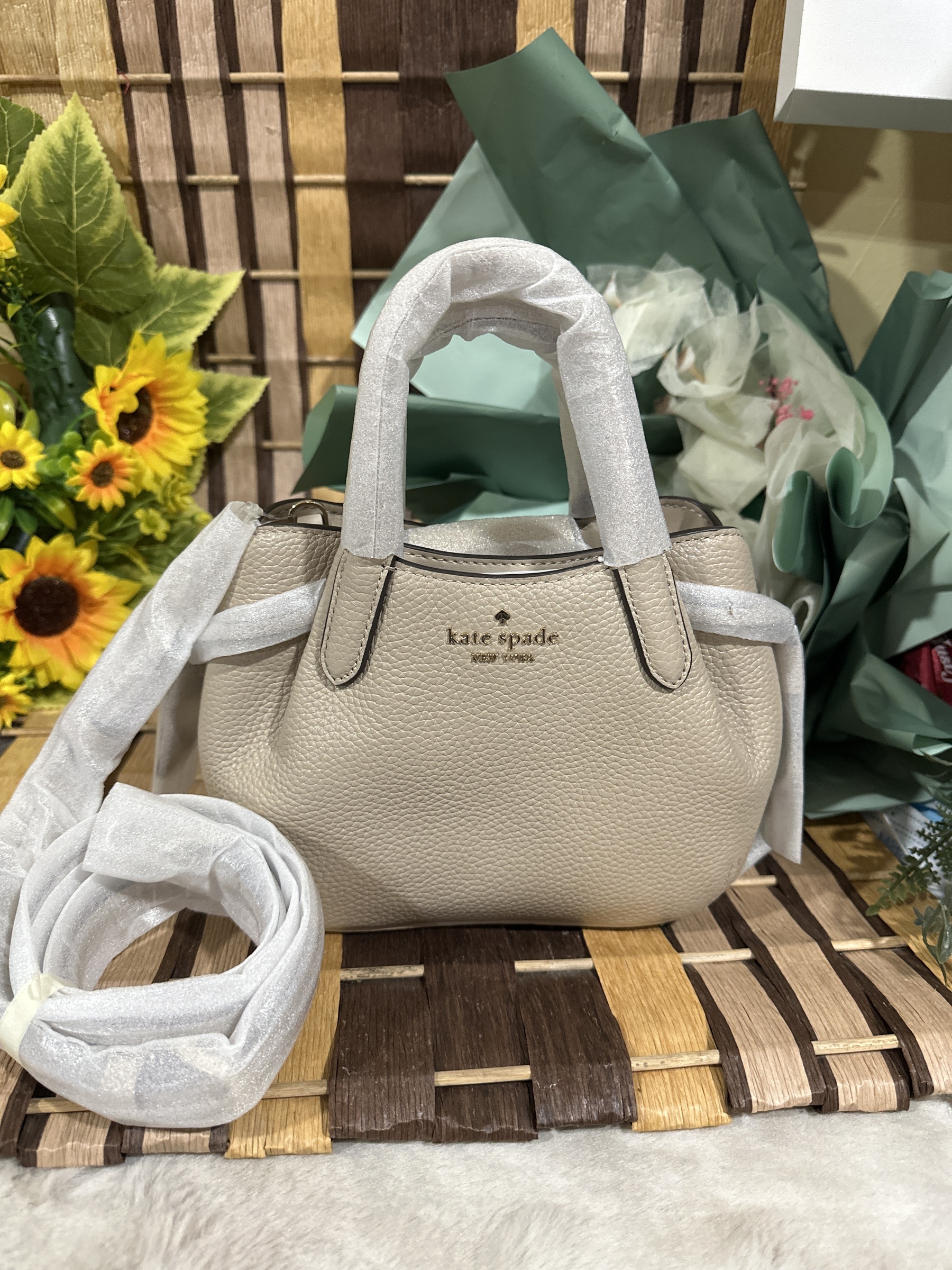 KATE SPADE MINI DUMPLING SATCHEL PEBBLED LEATHER – USA With Love
