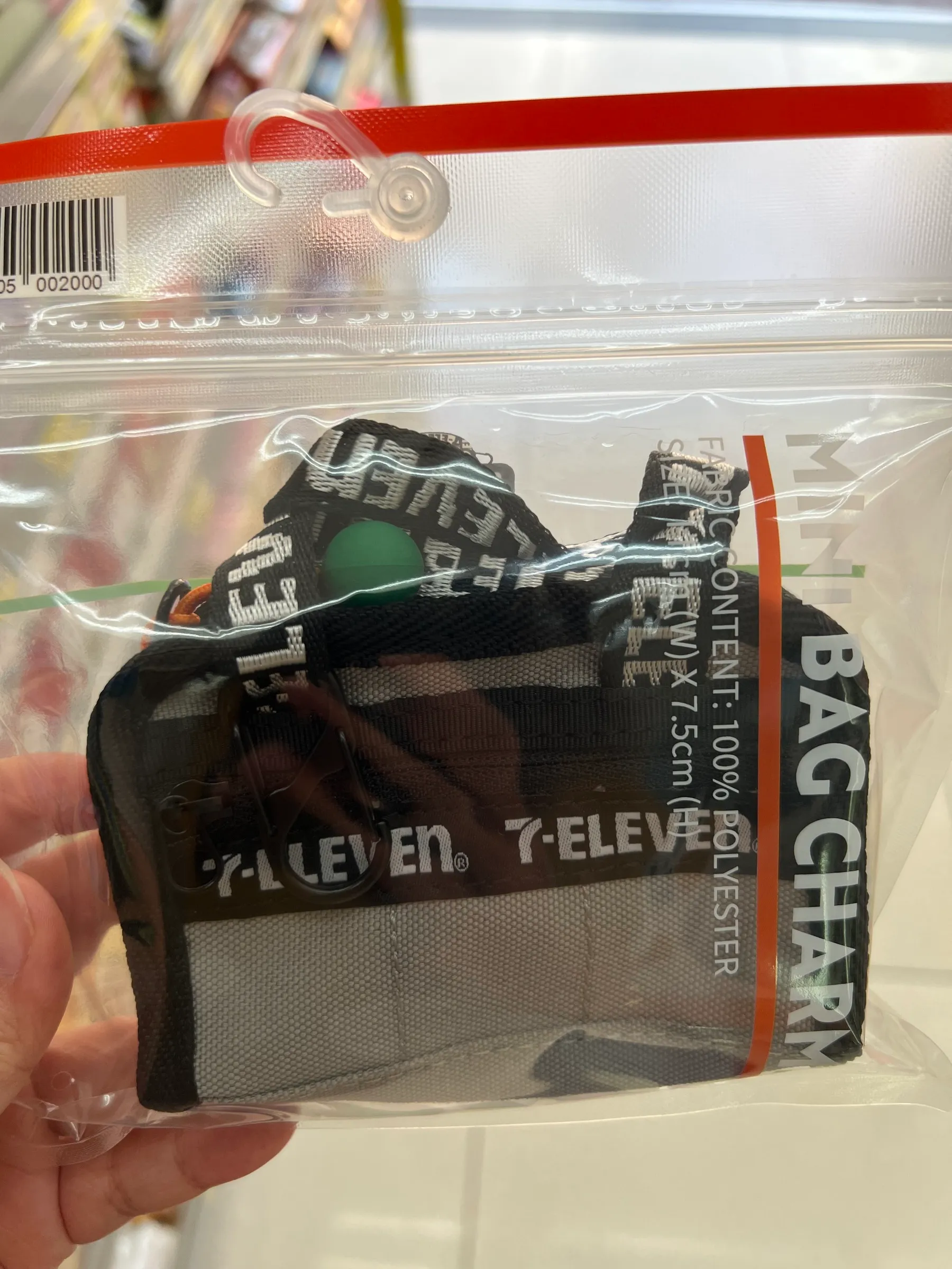 hong-kong-exclusive-7-eleven-mini-bag-charm