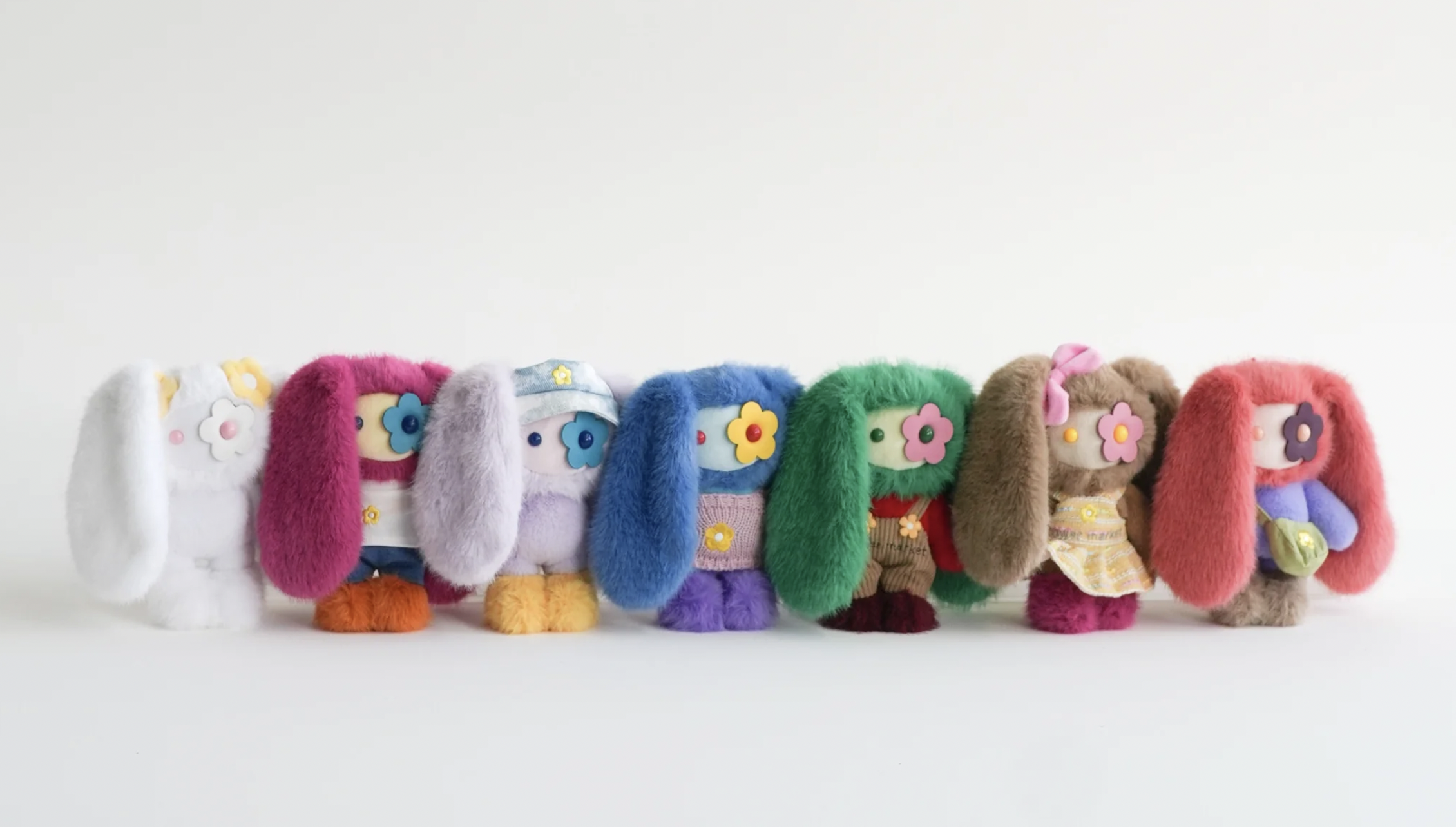 cj-hendry-juju-flower-market-plush-charm-authentic