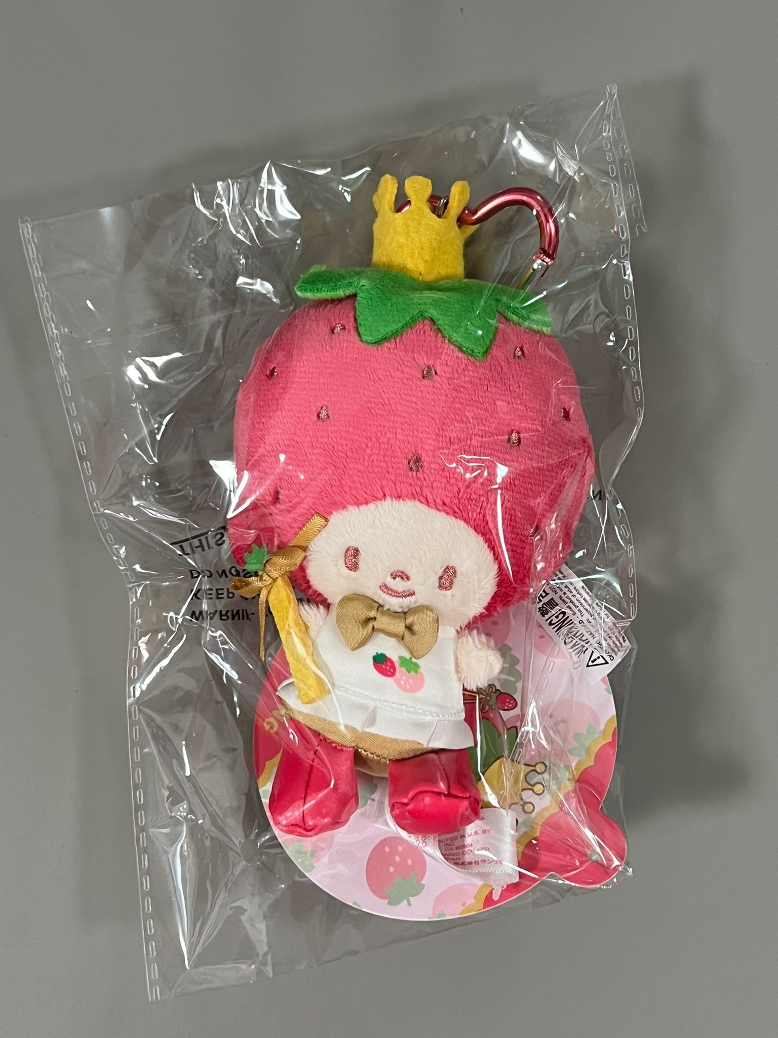 hong-kong-exclusive-strawberry-king-bag-charm