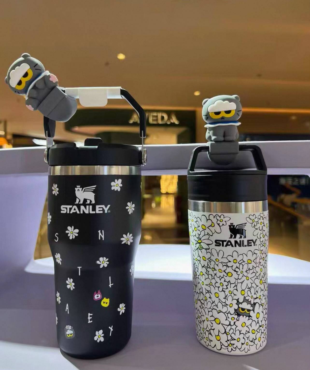 Black & White Daisy Edition: Stanley x ZOO FRIENDS Handle Tumblers