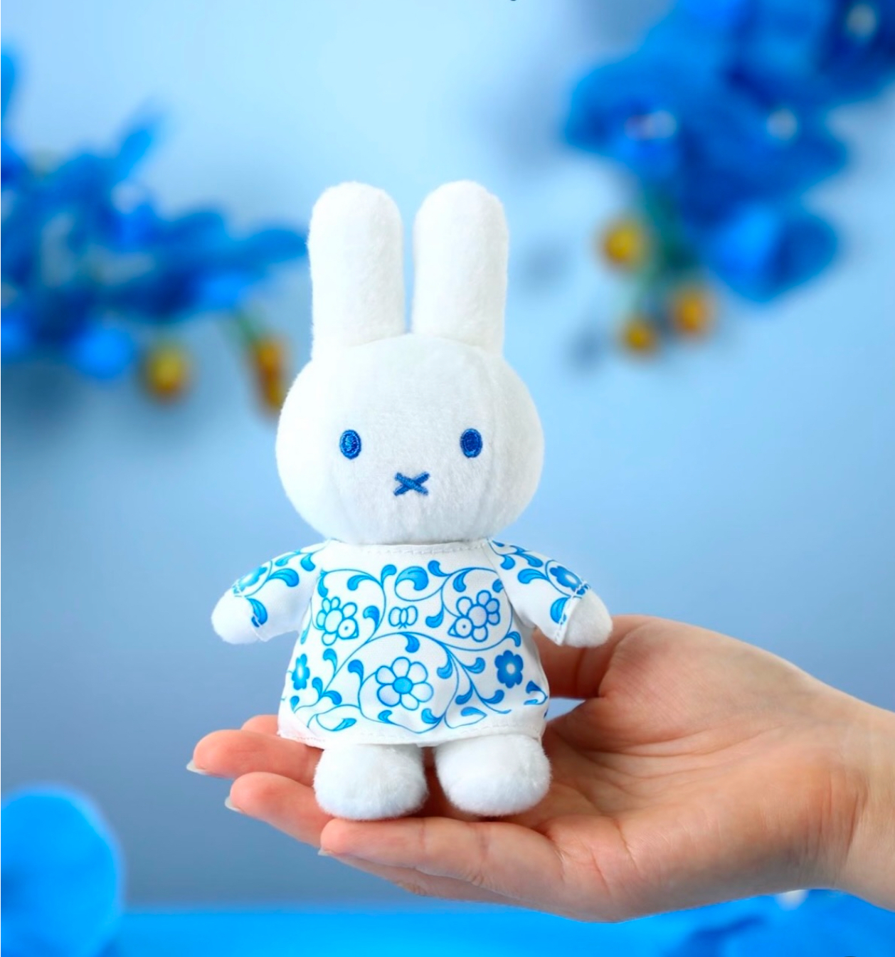 iauthentic-miffy-porcelain-pattern-plushie-bag-charm-display