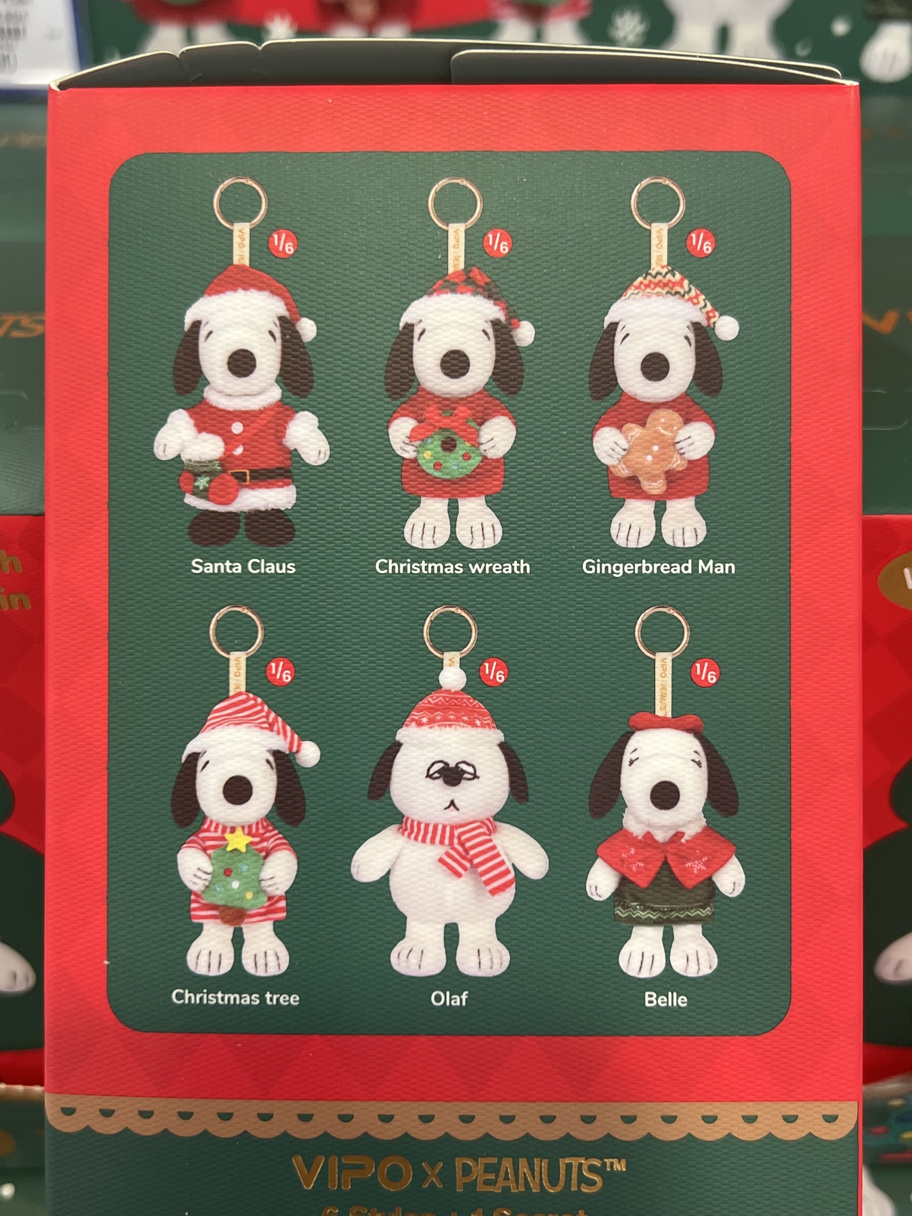 authentic-snoopy-peanuts-christmas-blind-box-charm