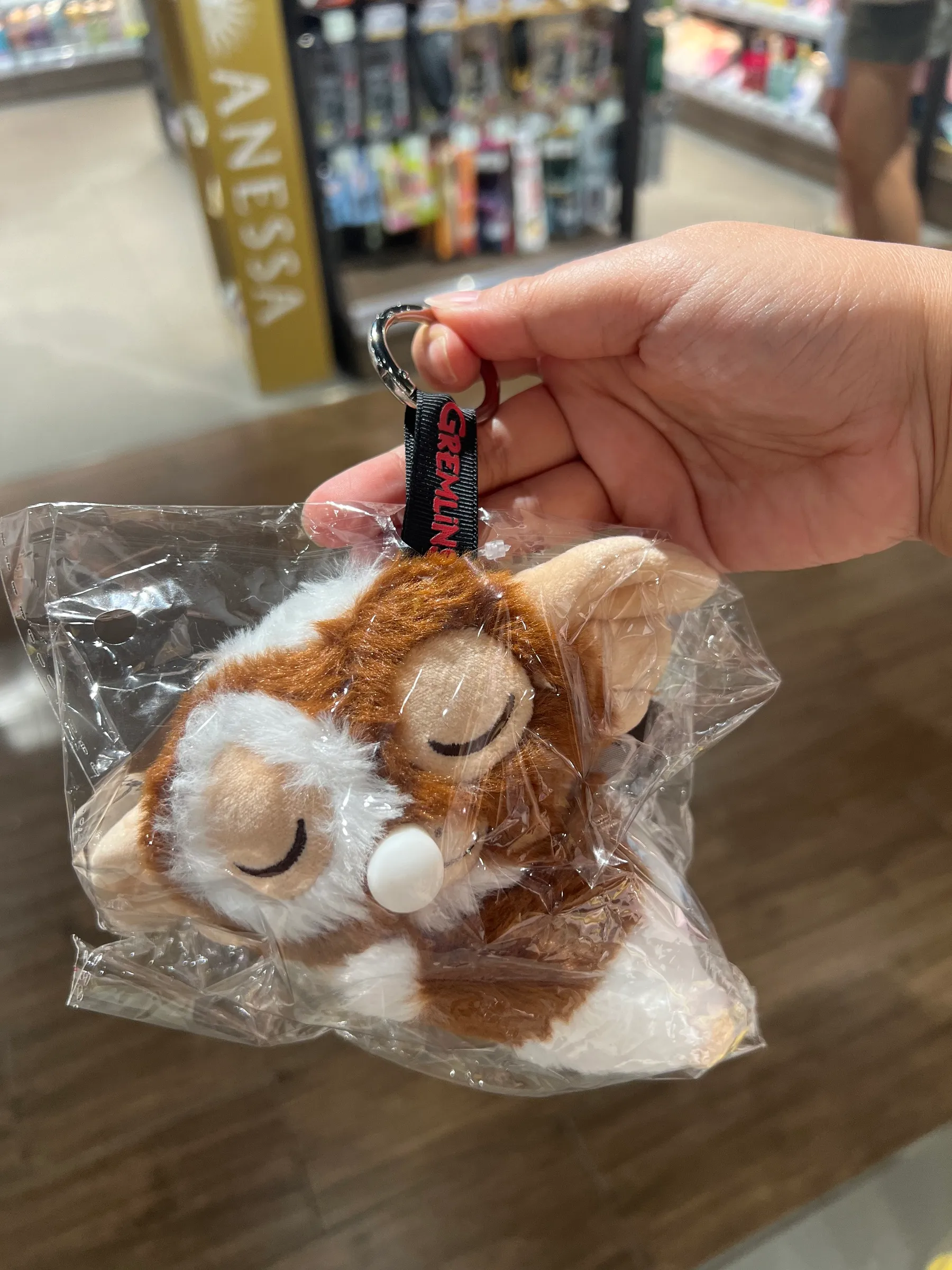 gremlins-gizmo-sleeping-plush-keychain-bag-charm-cute-fluffy-stuffed-mascot-pendant