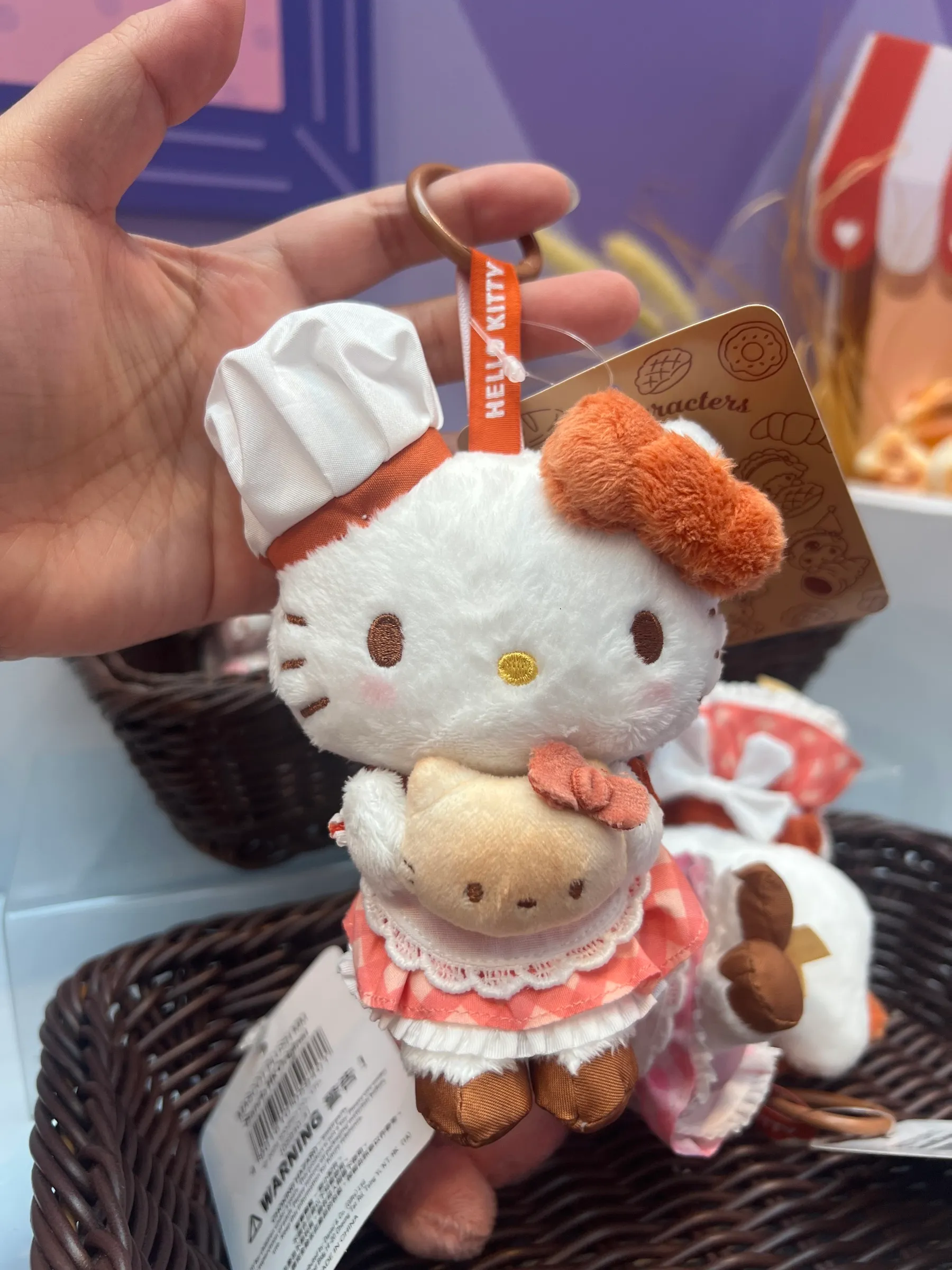 official-sanrio-gift-gate-hk-exclusive-baker-chef-plush-keyring