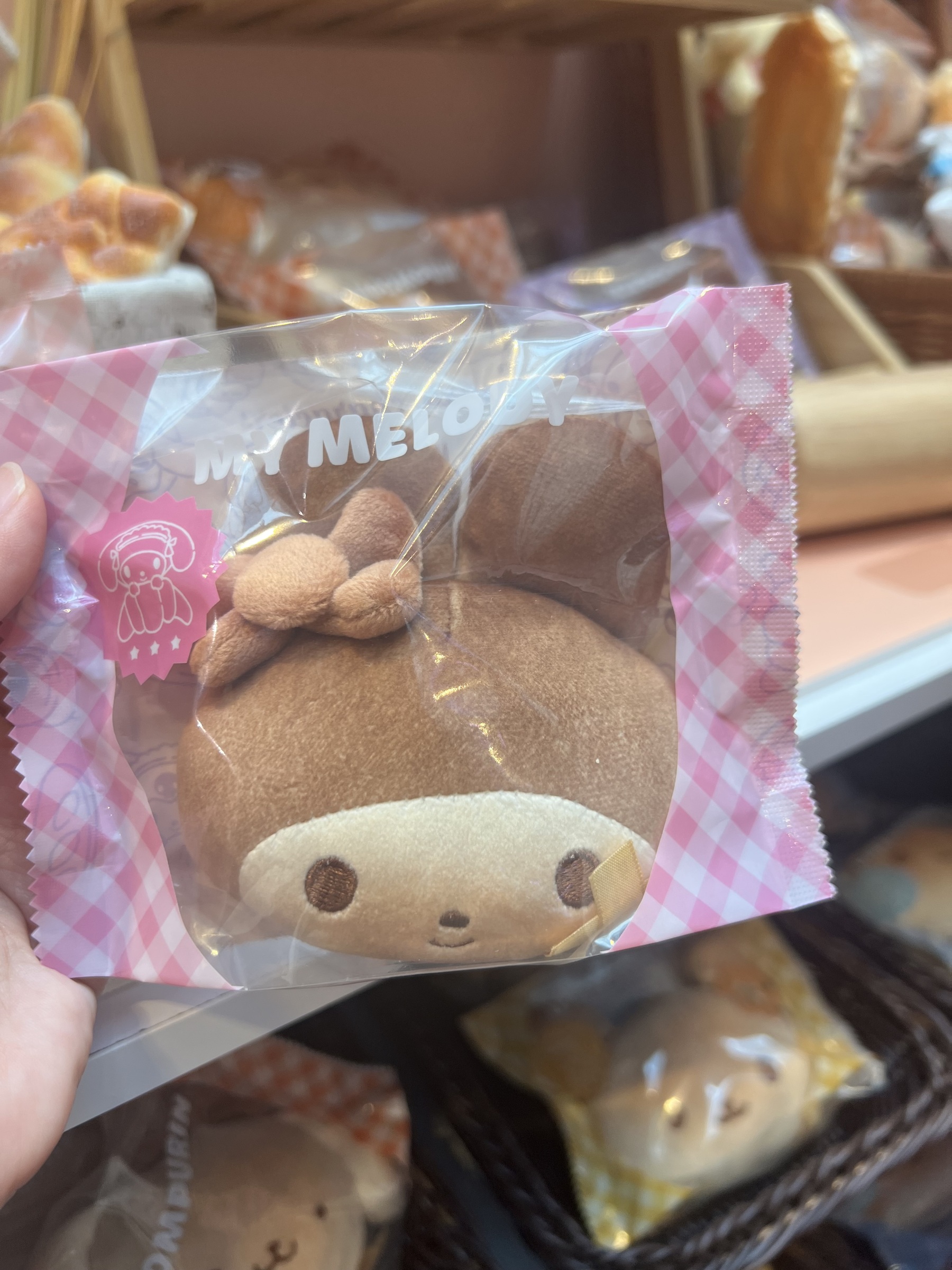 sanrio-gift-gate-baking-series-bread-plush-compact-mirror-details