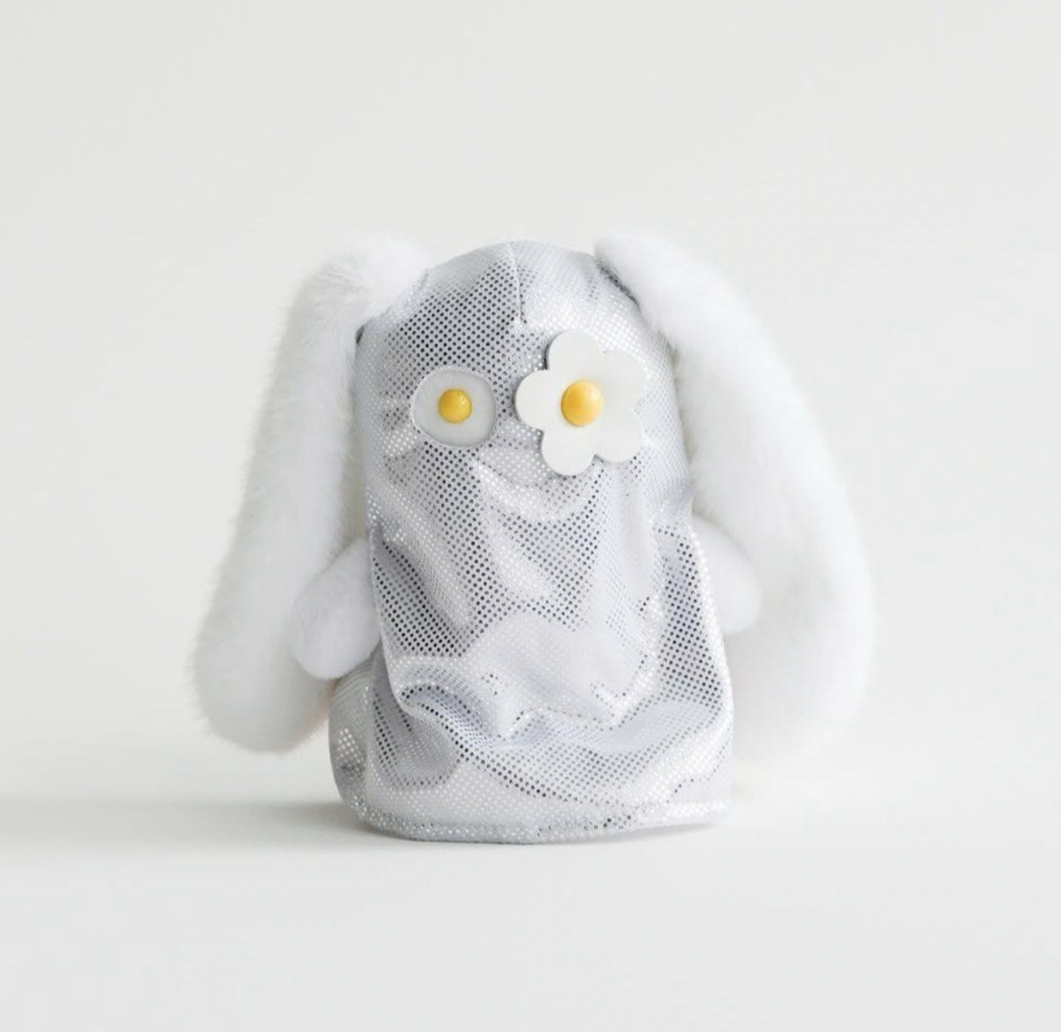 cj-hendry-halloween-juju-confirm-design-ghost-bag-charm-collection