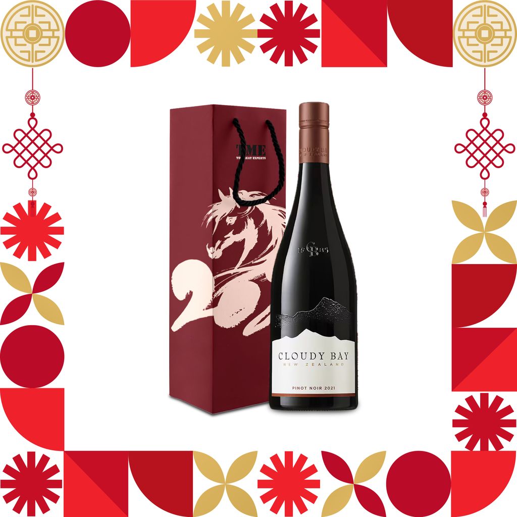 CLOUDY BAY PINOT NOIR