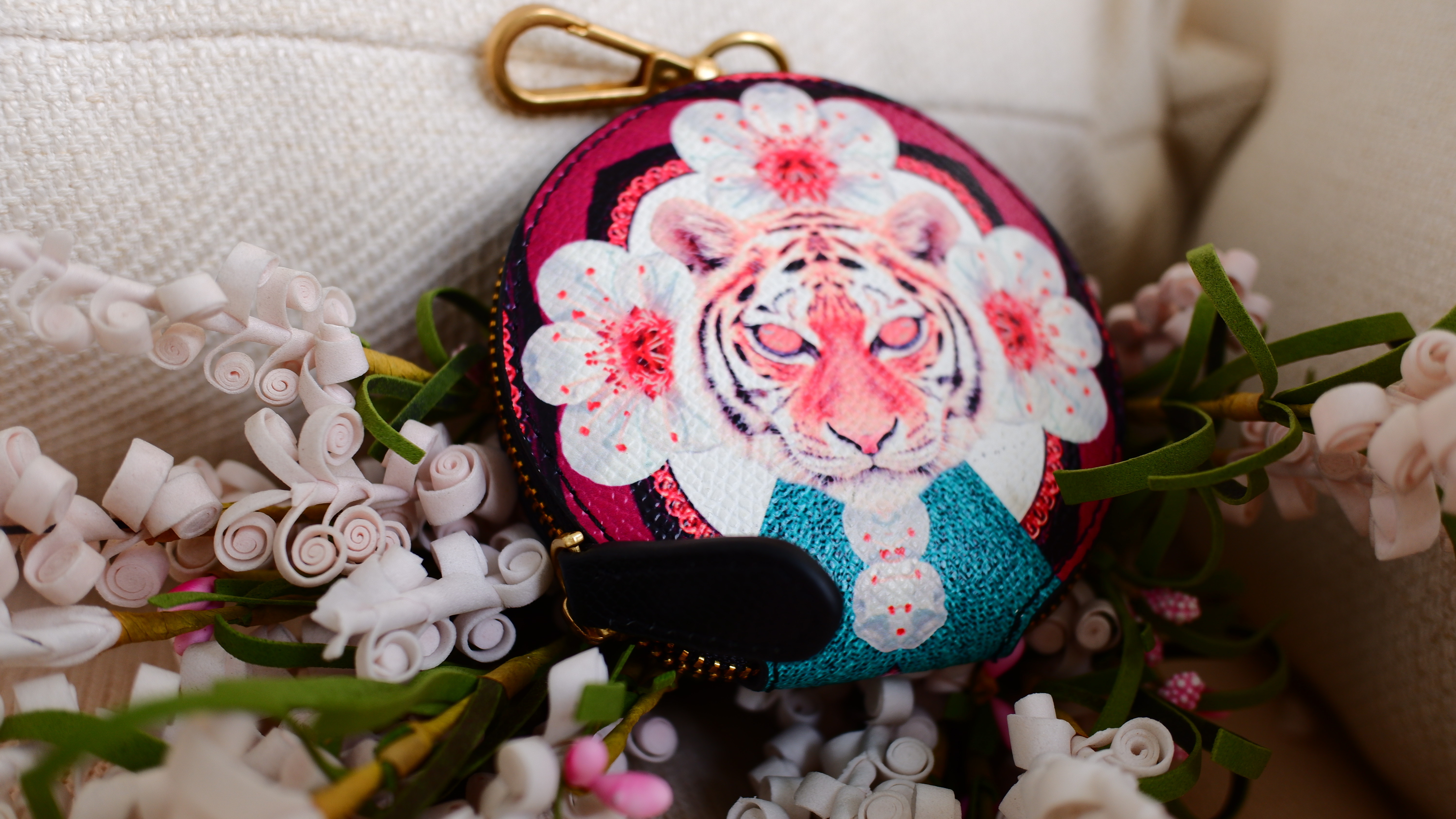 FLORAL TIGER COIN PURSE FLORAL TIGER COIN PURSE
