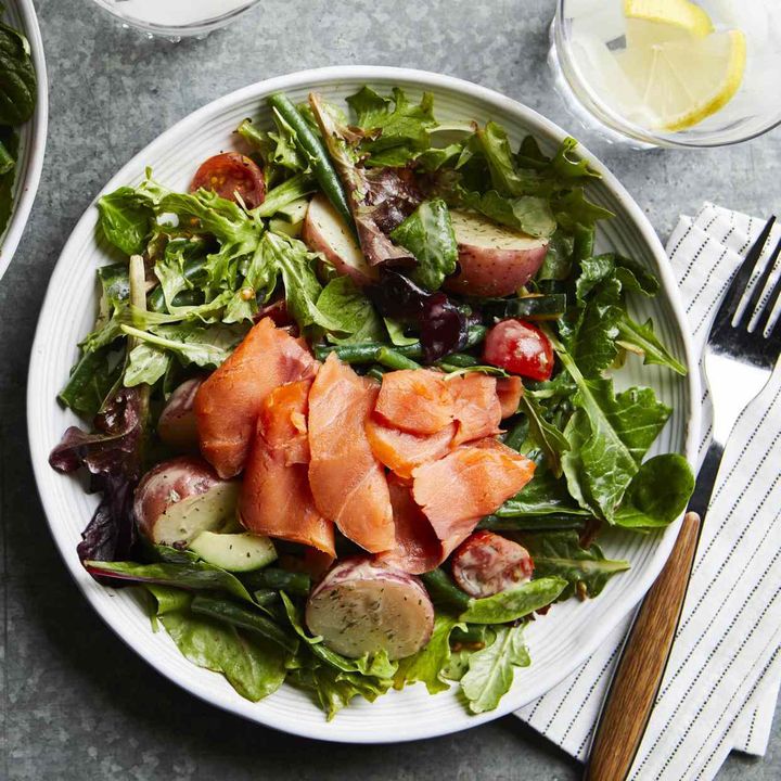 Smoked Salmon Fillet Pre-Sliced 4