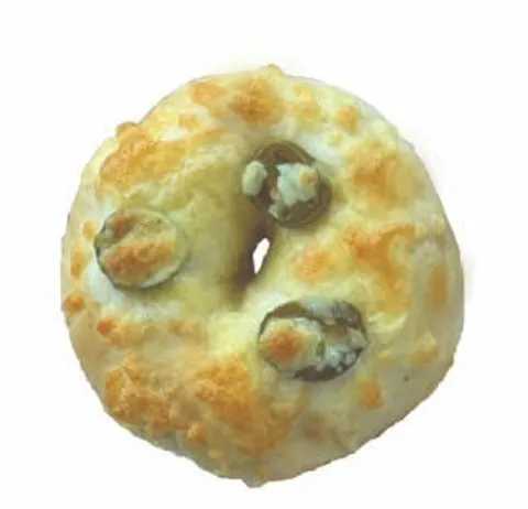 Bagel Cheddar & Jalapeno 1