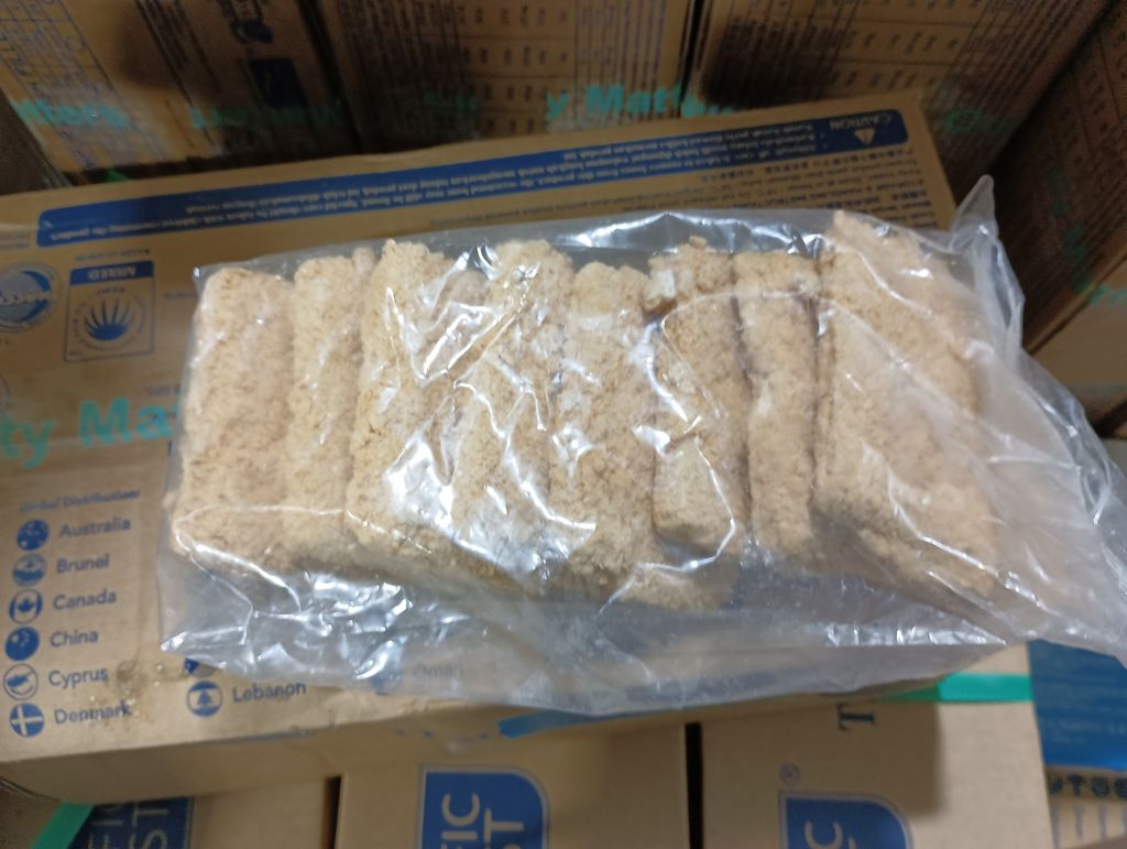 SNACK - CRUMBED FISH SANDWICH 77.5GM (PW.) (620GM_10PKT_CTN;80PCS_CTN)