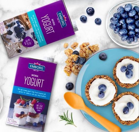 Emborg Natural Yogurt 1L 3