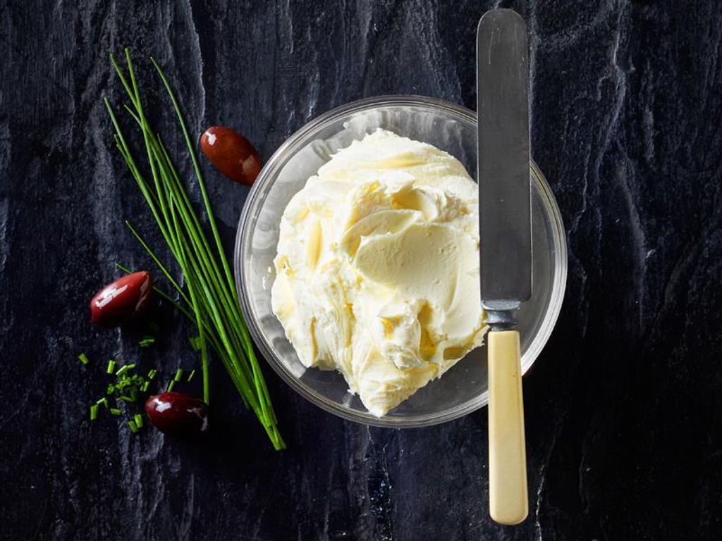 Emborg Cream Cheese 1.36KG 3