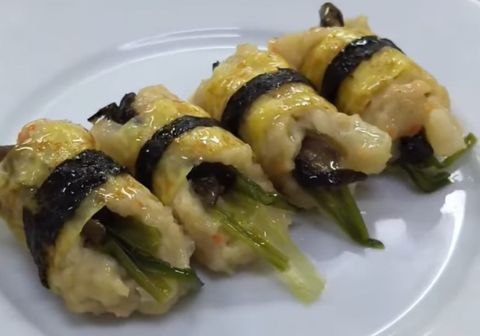 Chicken Mushroom Tamgo Roll 3