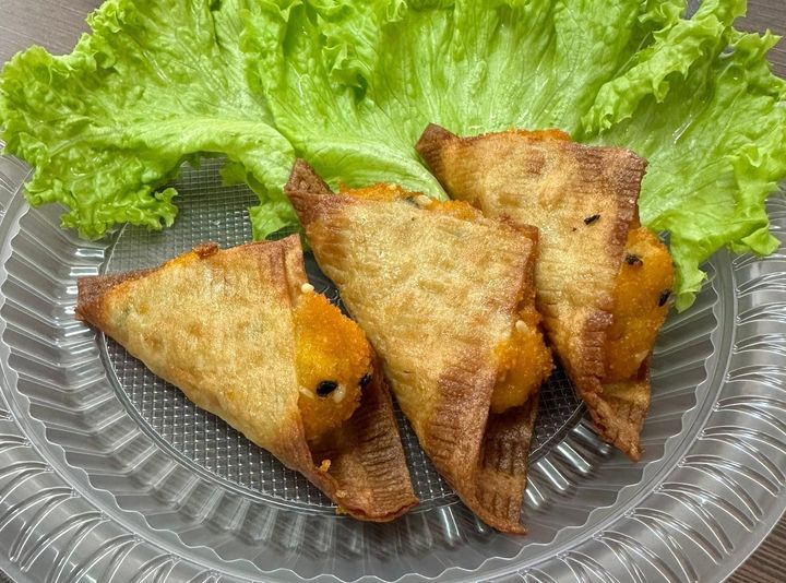 Triangle Fish Roll 3