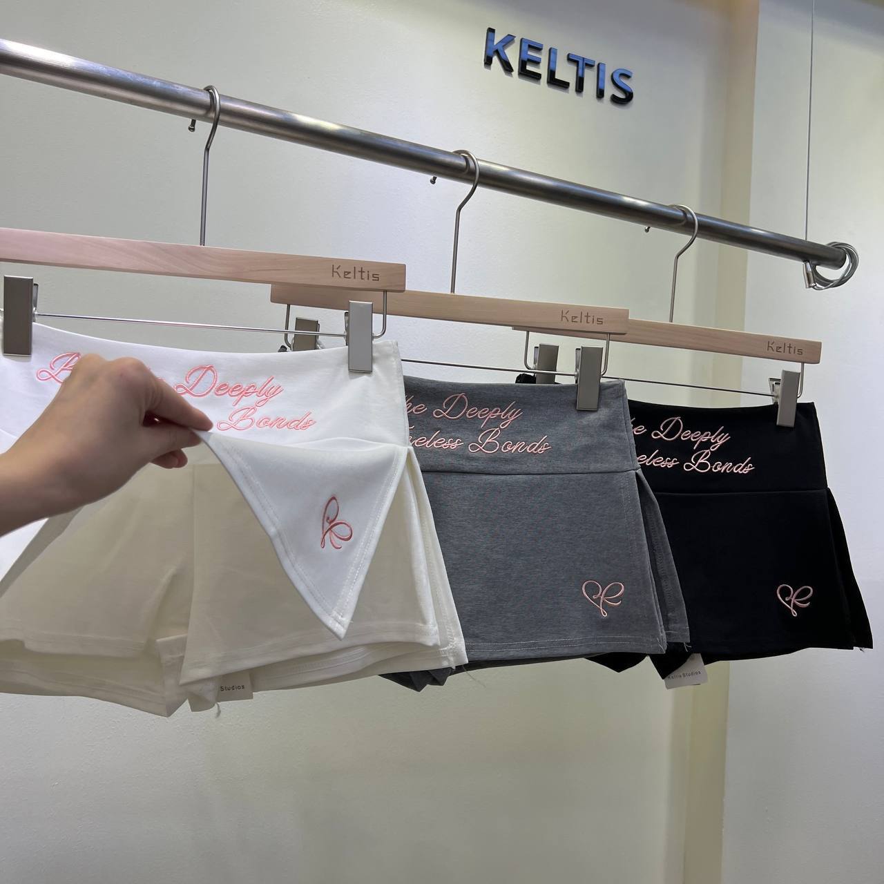 photo_2025-02-22_18-13-15