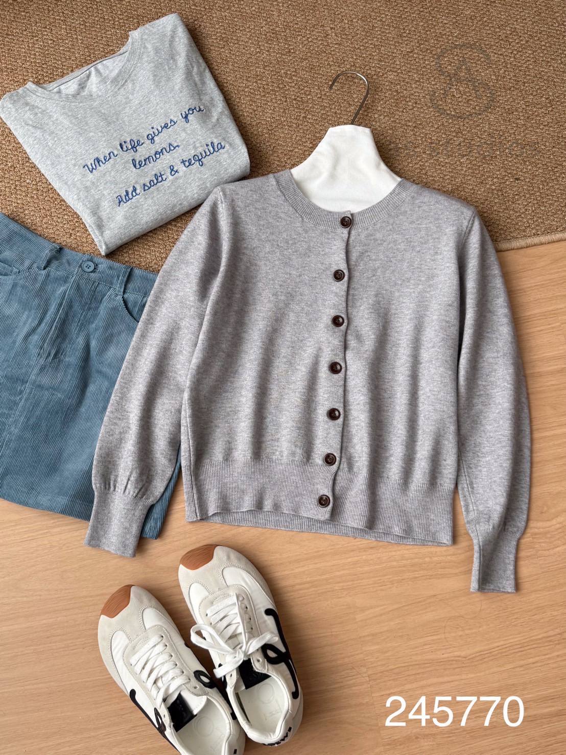 photo_2025-10-31_22-22-46