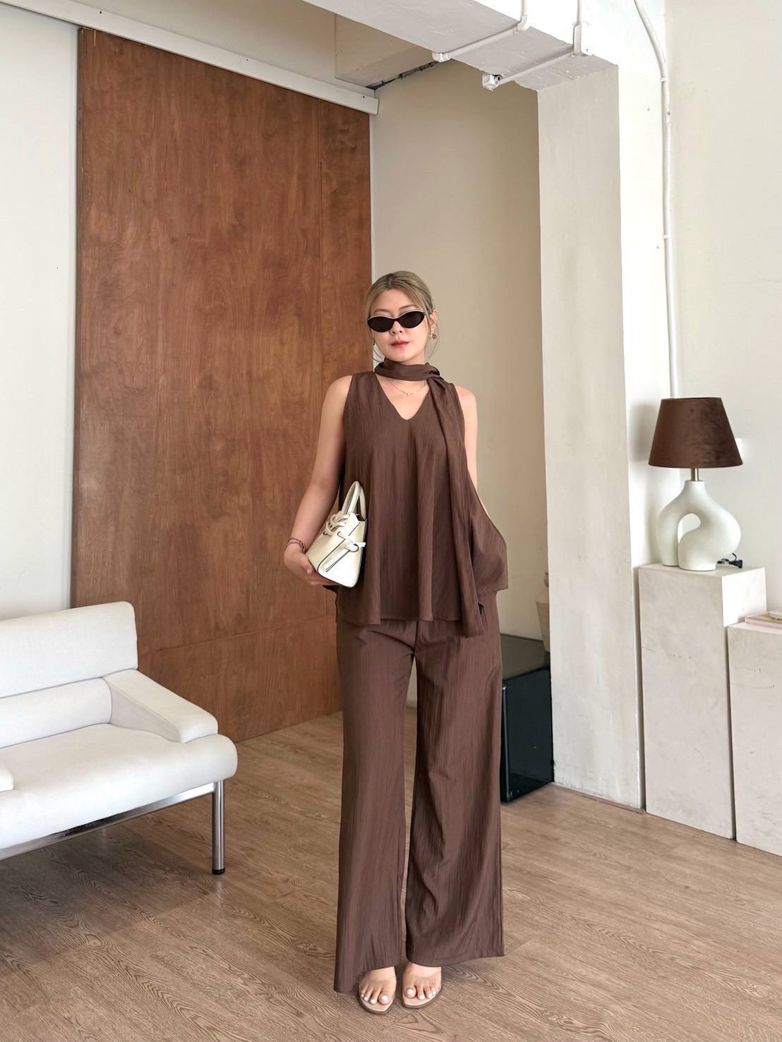 photo_2025-11-07_22-56-49