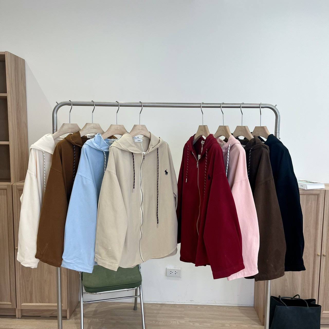 photo_2_2025-11-10_21-18-38