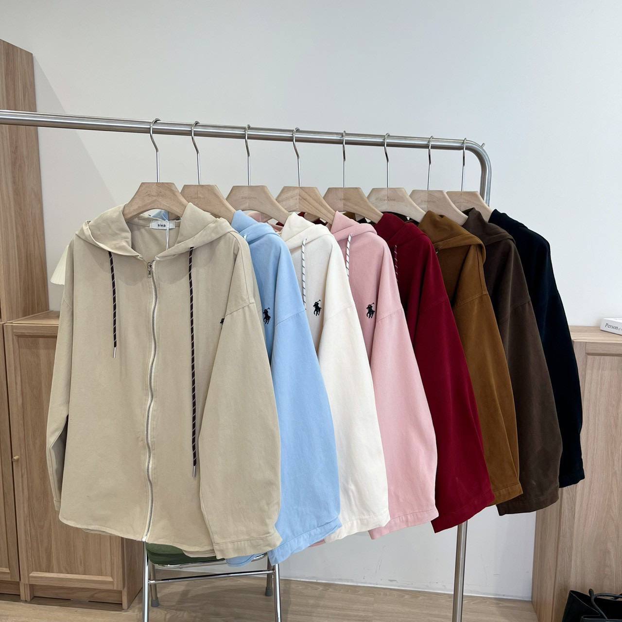 photo_4_2025-11-10_21-18-38