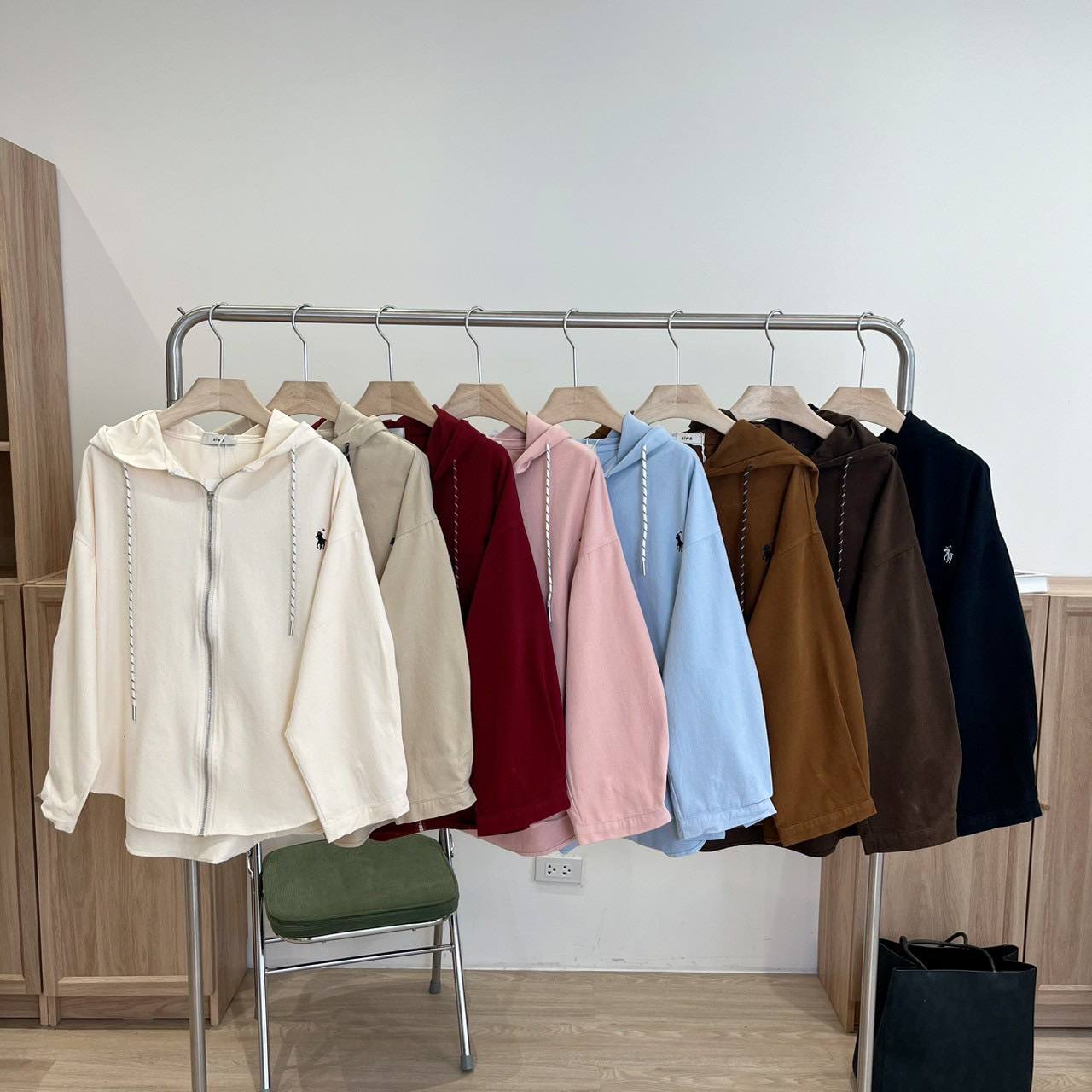 photo_1_2025-11-10_21-18-38