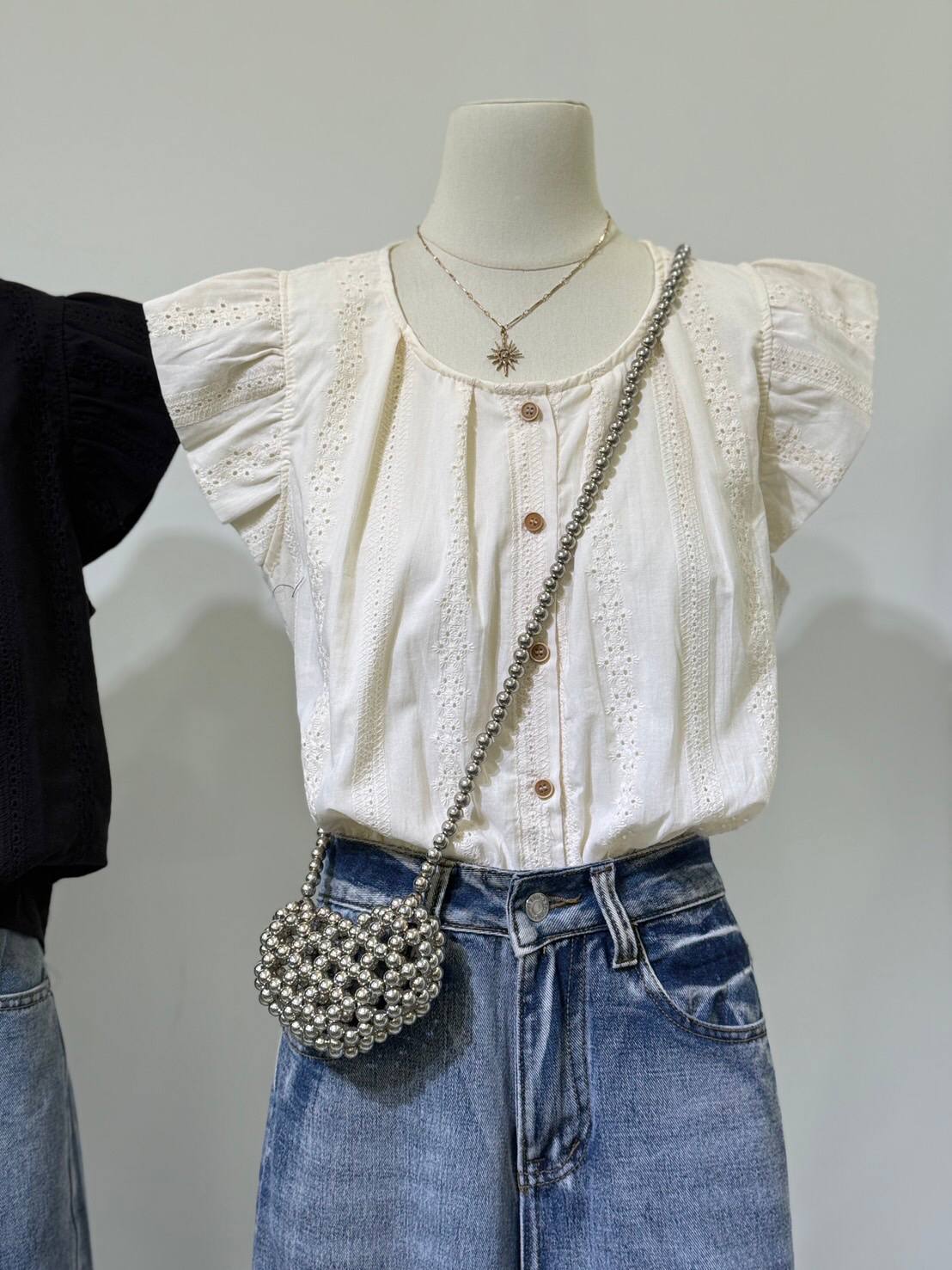 photo_2_2025-11-19_23-41-41