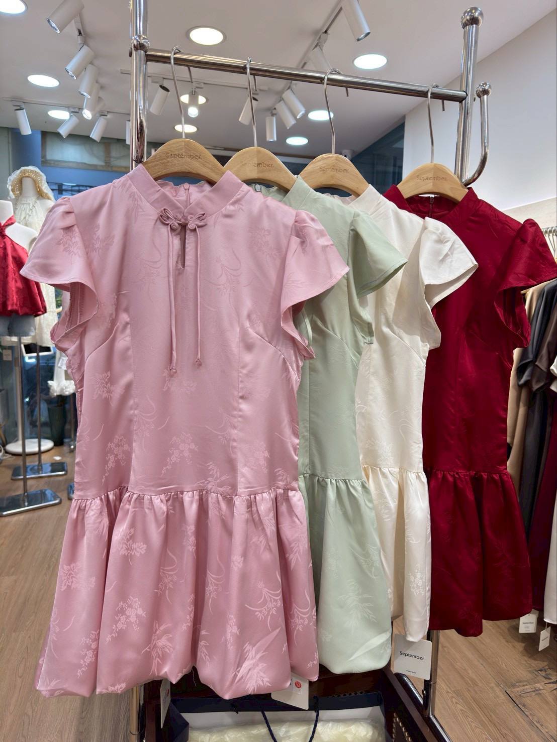 photo_1_2025-11-20_00-08-44