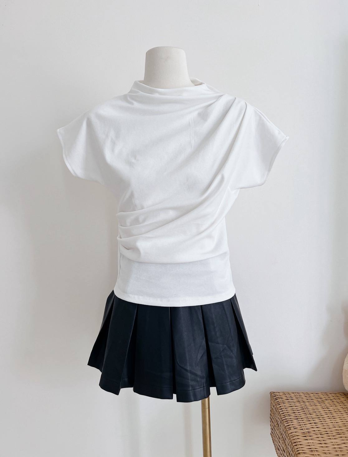 photo_1_2025-11-28_23-59-08