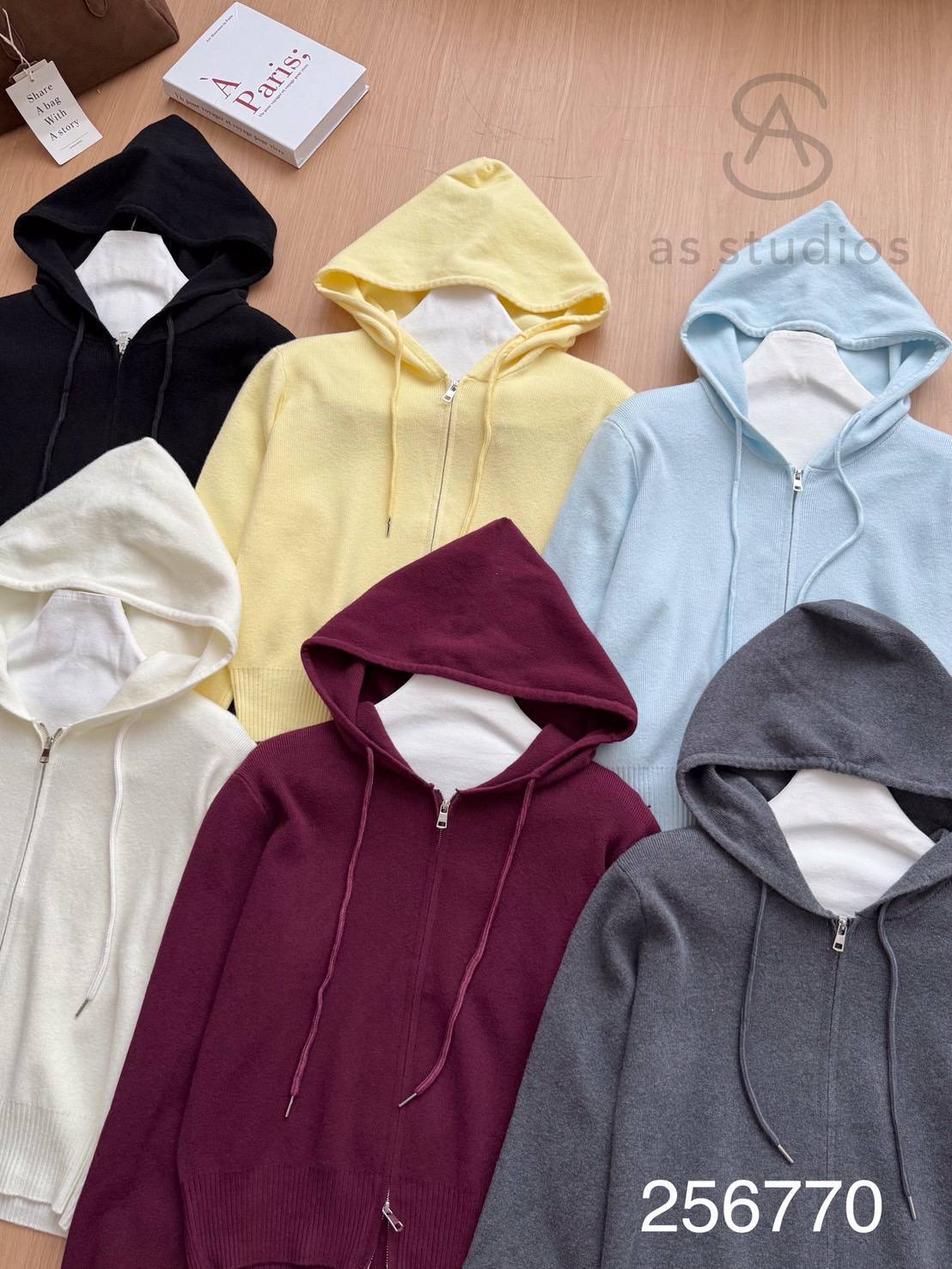 photo_4_2025-12-03_23-21-15