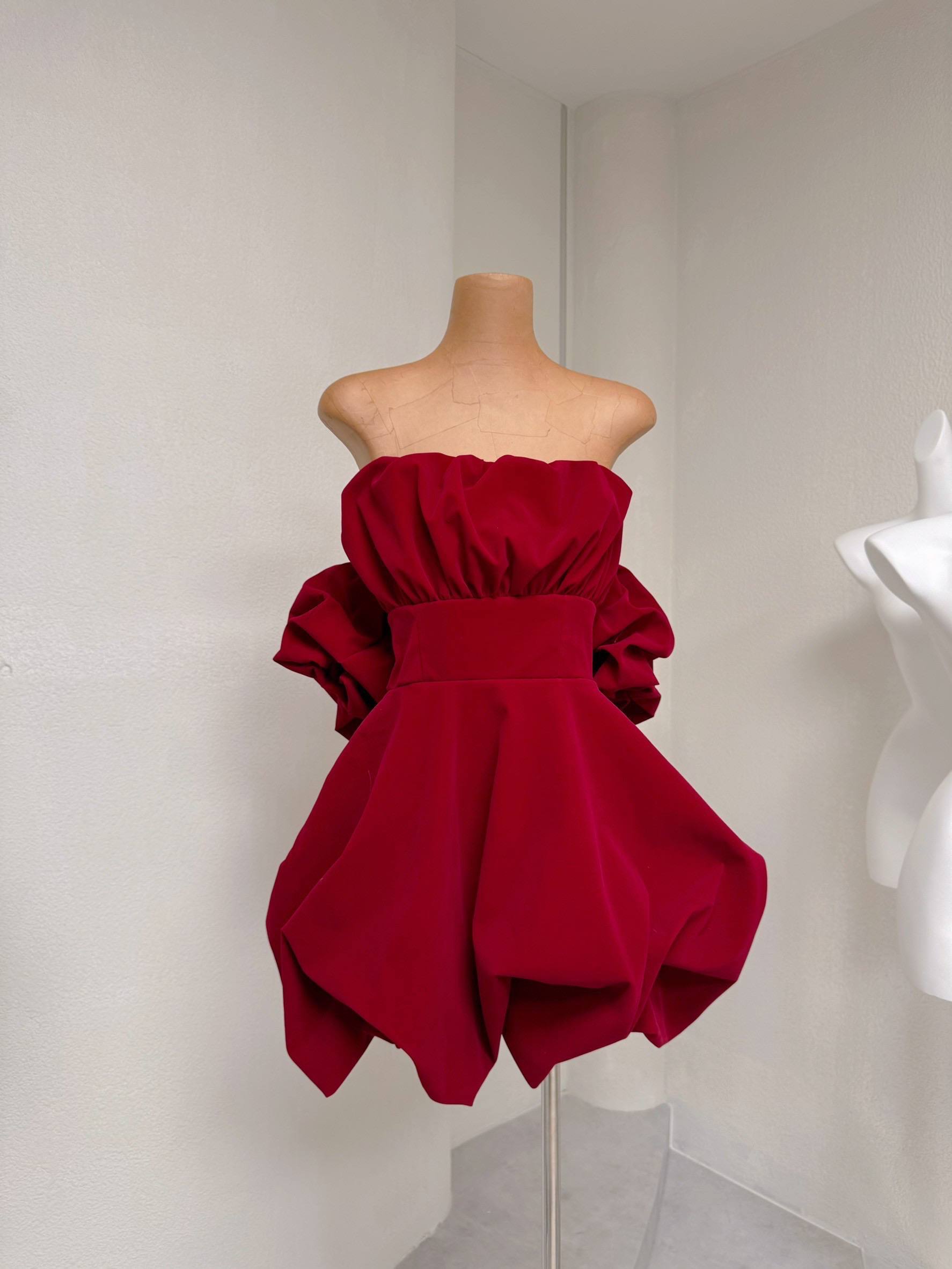 photo_10_2025-12-12_19-18-00