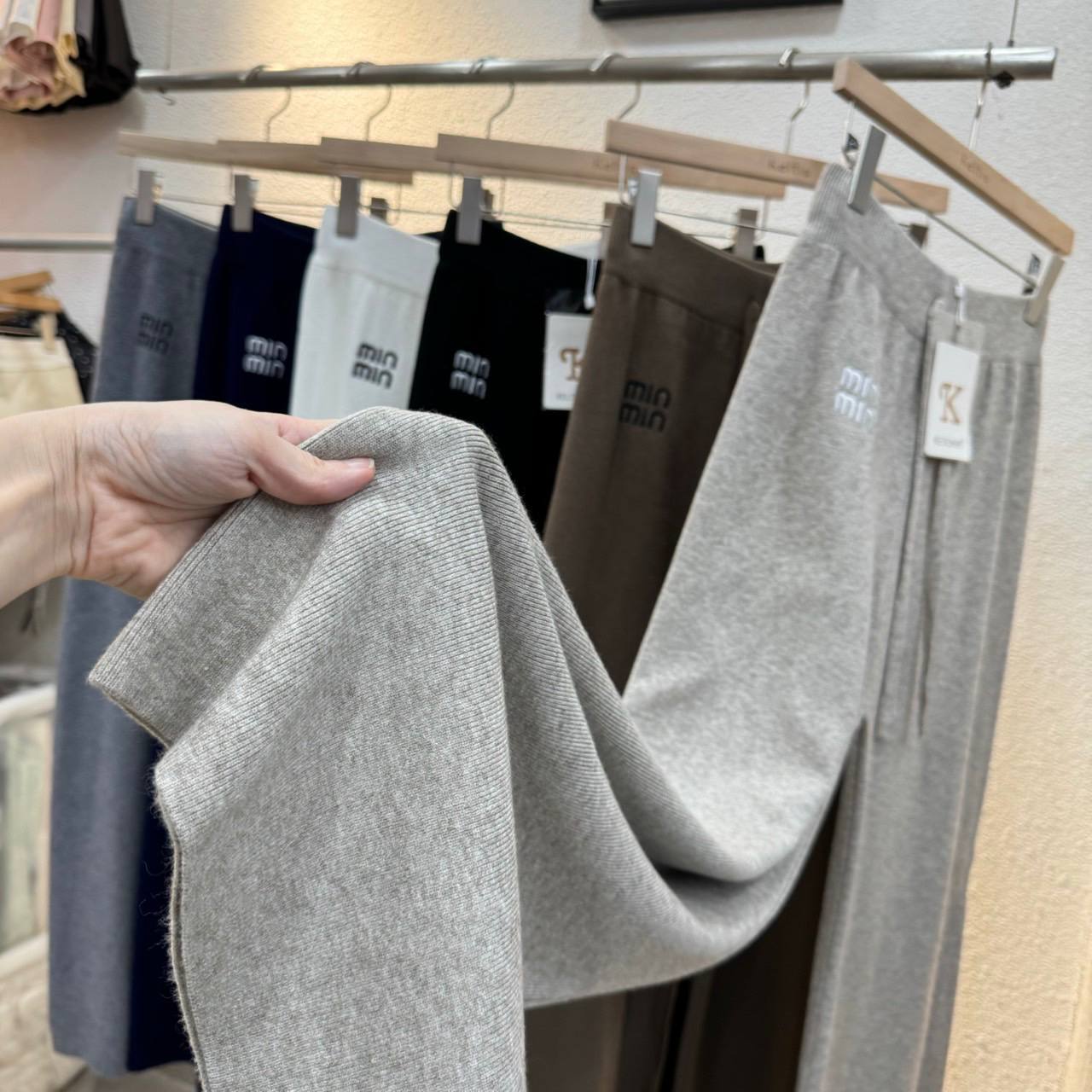 photo_20_2025-12-14_00-40-28