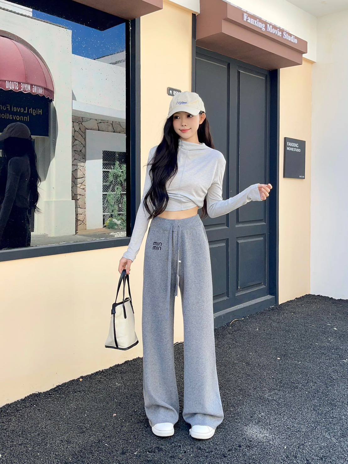 photo_10_2025-12-14_00-40-28