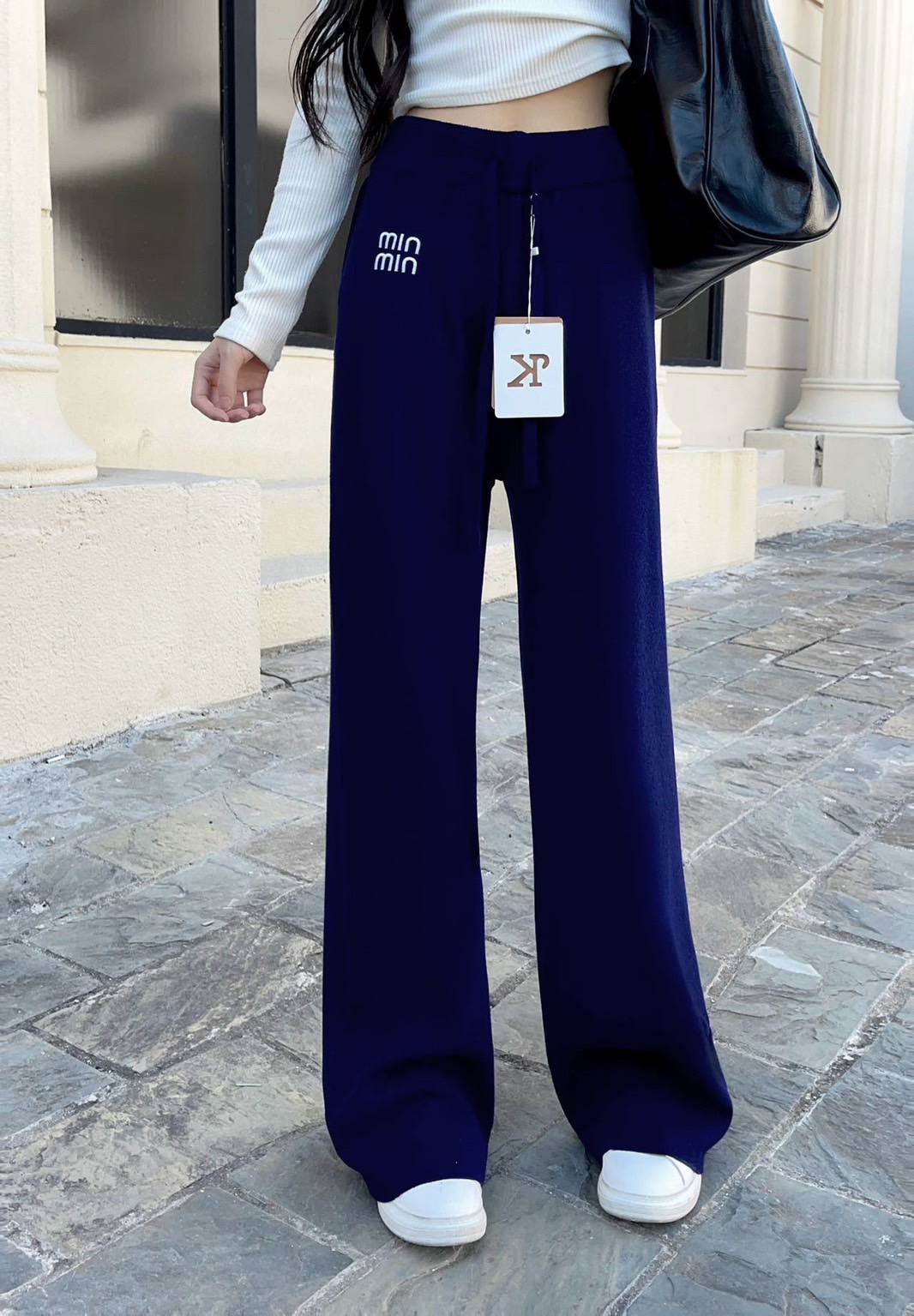 photo_18_2025-12-14_00-40-28