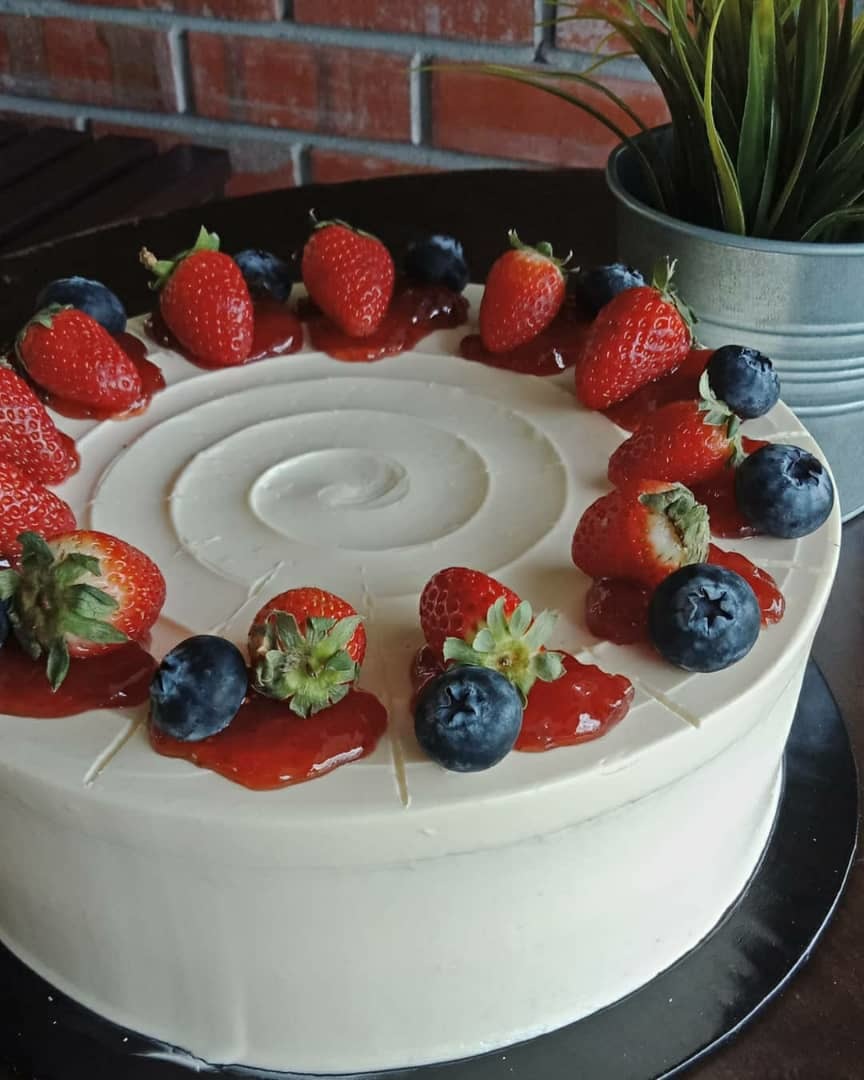 Victoria Sandwich Cake The Caravan Cafe