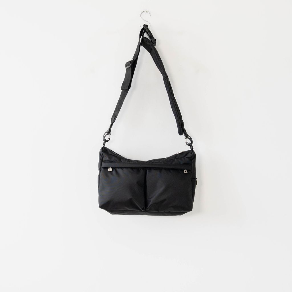 0827 CLESSTE - MULTI POCKET HOLIDAY BAG 1-1