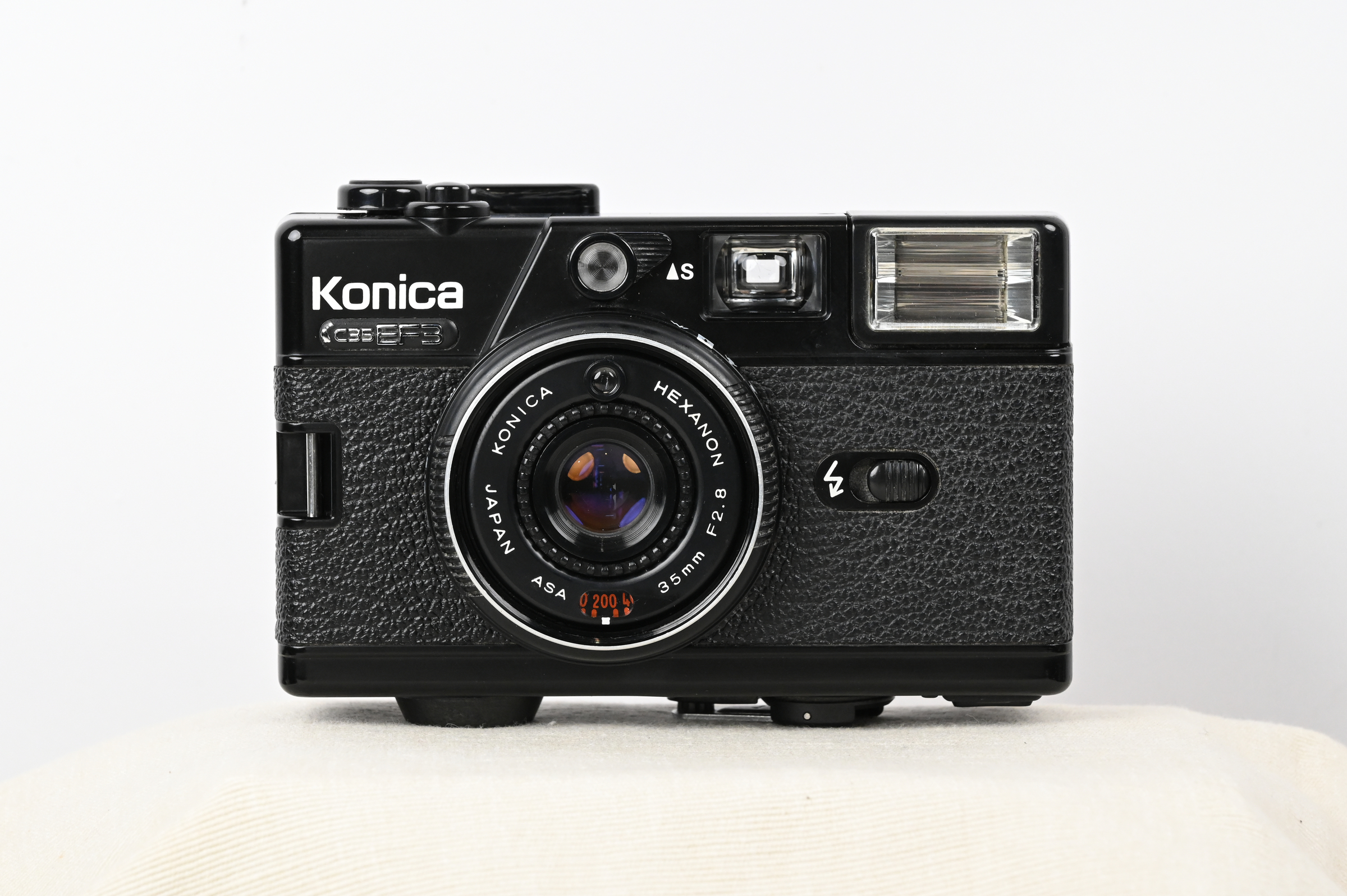Konica C35 - フィルムカメラ