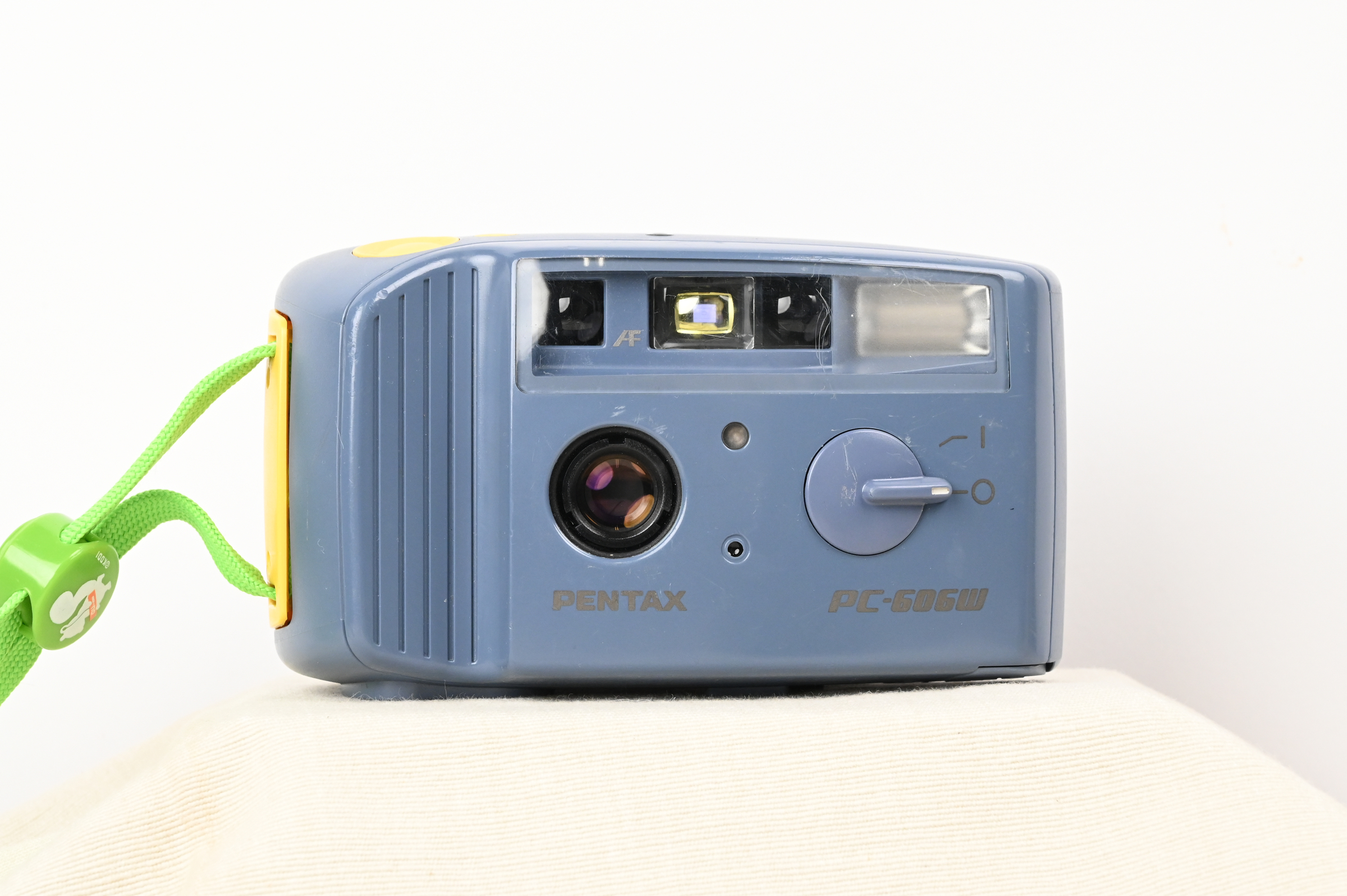 フィルムカメラ PENTAX PC 606W Vintage Camera Pentax PC-606W. Film Camera Pentax. Point and