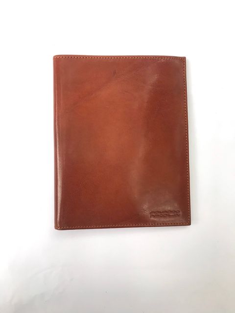 Piquadro by Nikolai leather passport wallet brown 義大利皮切諾棕色復古真皮護照皮夾–  Avecstyloplume