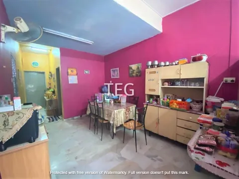 2c6a73f2-d0d1-45e6-af95-4dfbfc3a0a60.jpg