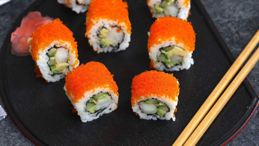 How to Roll Sushi