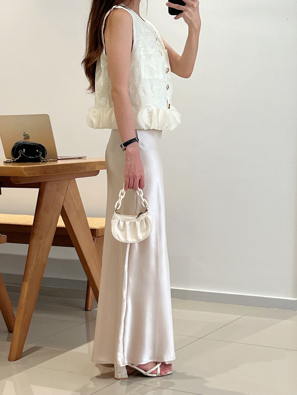 image_ECE5A8BF-845C-454B-917F-38B6FCD9231E_1765441135