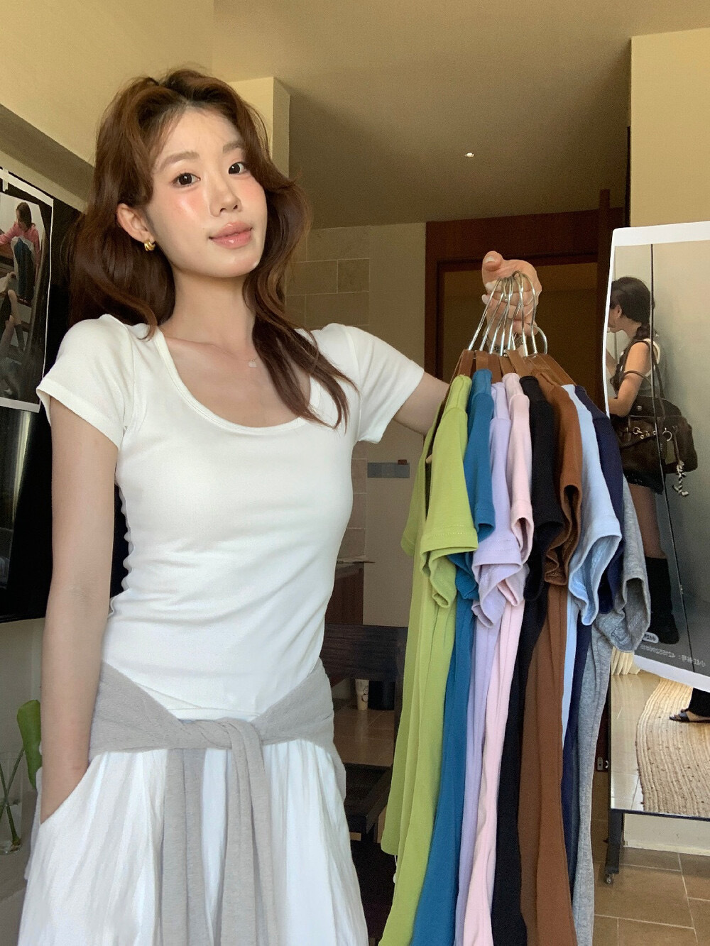 White白色